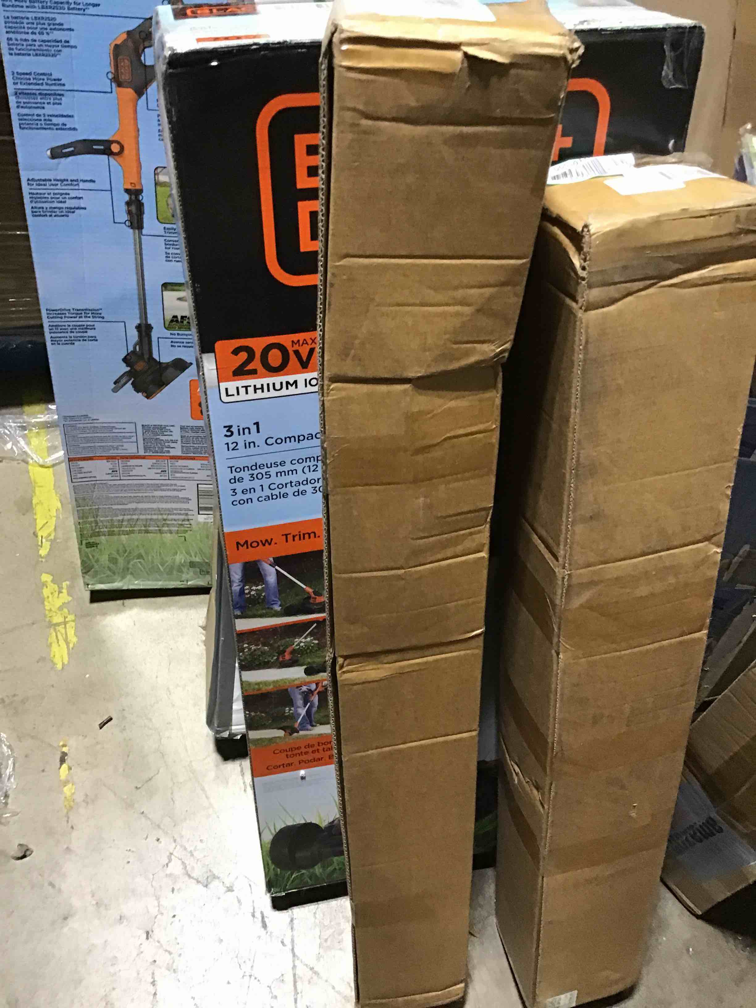 https://s3.amazonaws.com/lotting-images-prod/bidfta/BLU6392838_1719516687926.jpeg