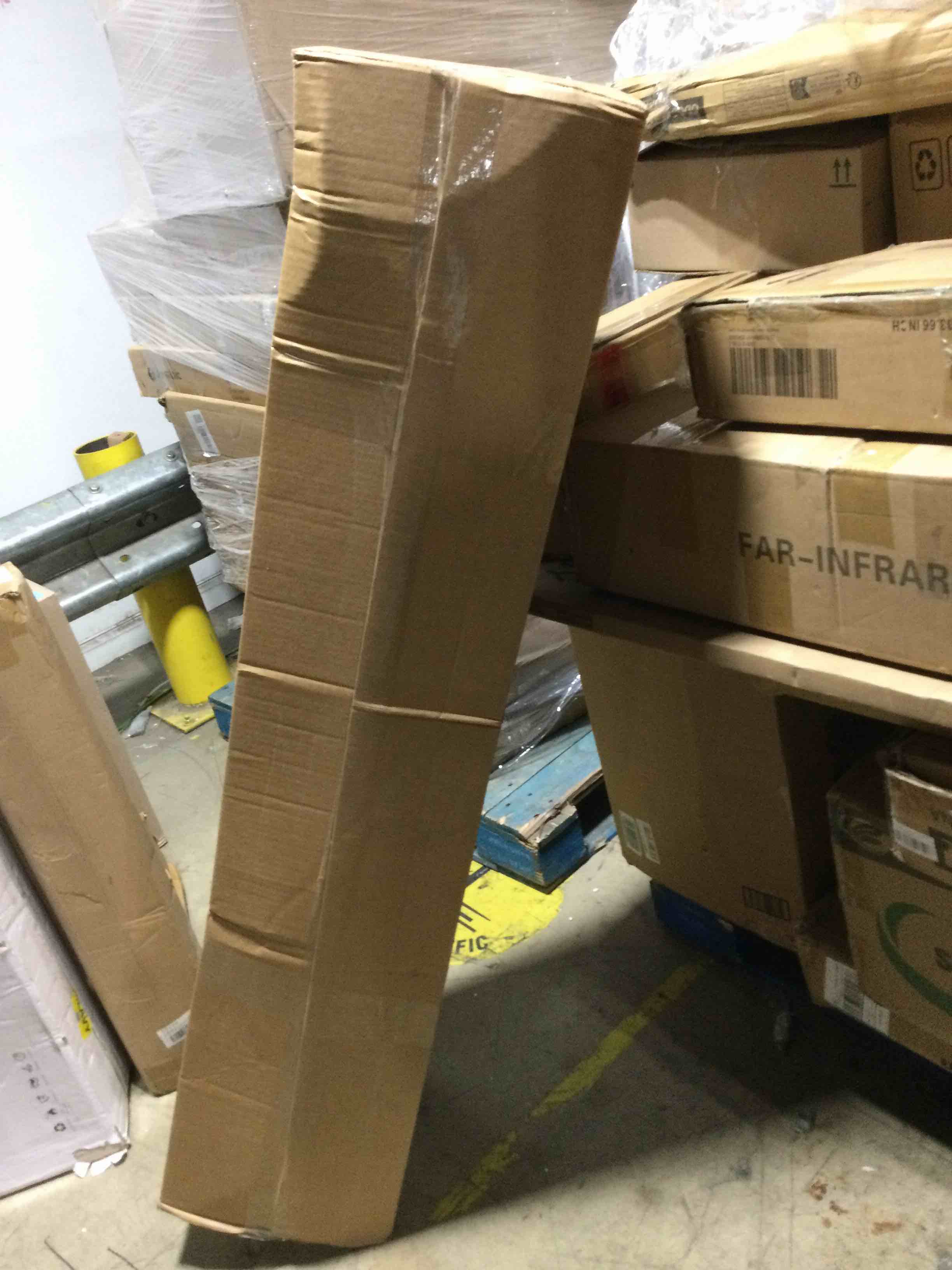 https://s3.amazonaws.com/lotting-images-prod/bidfta/BLU6392849_1719577255689.jpeg
