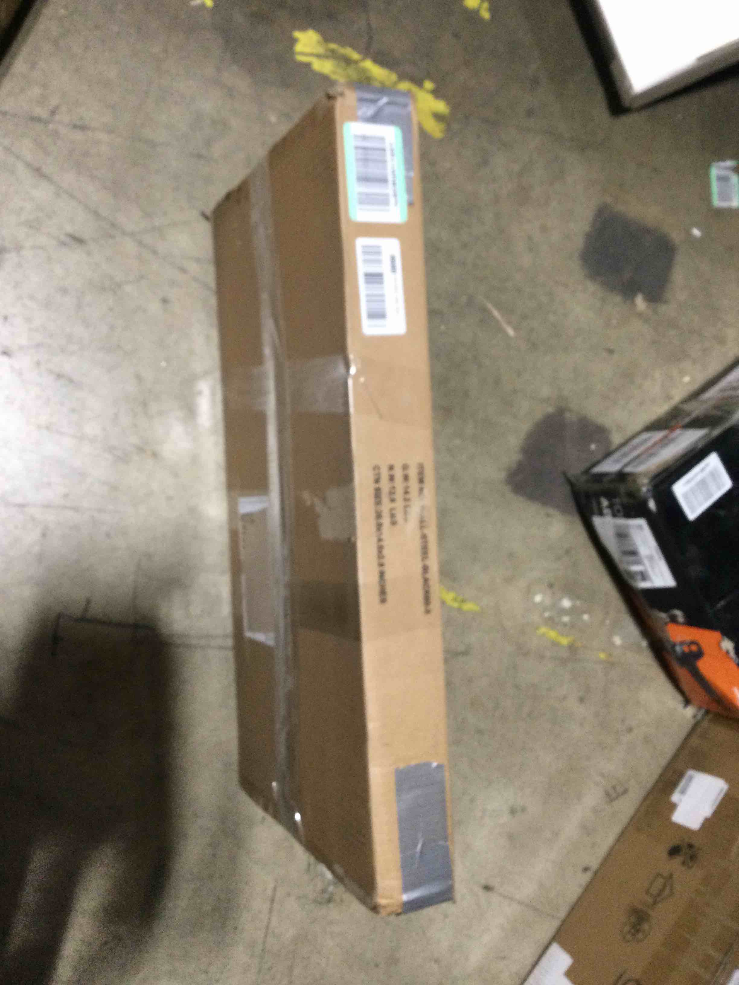 https://s3.amazonaws.com/lotting-images-prod/bidfta/BLU6392855_1719576612440.jpeg