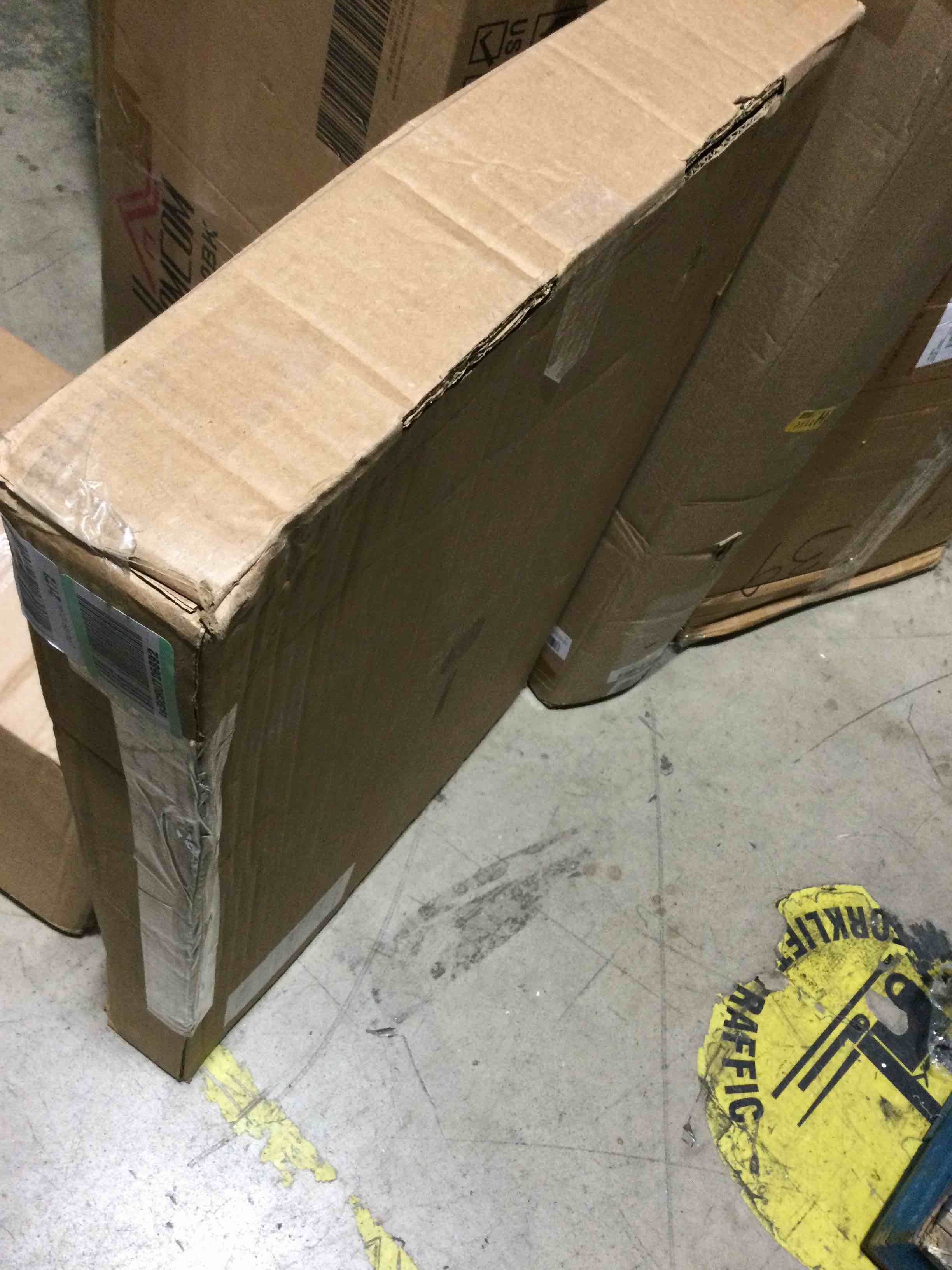 https://s3.amazonaws.com/lotting-images-prod/bidfta/BLU6392868_1719578143230.jpeg
