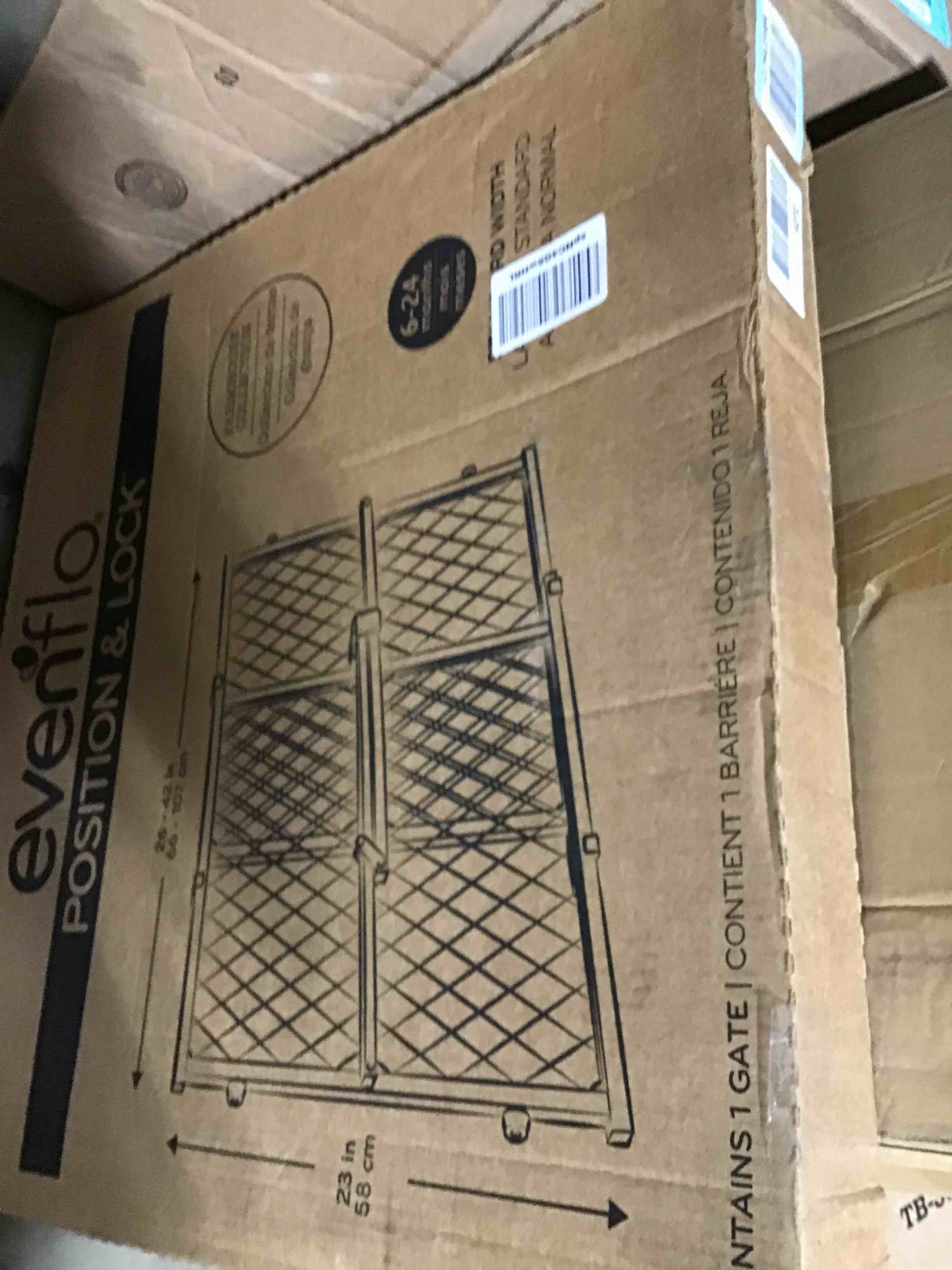 https://s3.amazonaws.com/lotting-images-prod/bidfta/BLU6392962_1719841740358.jpeg