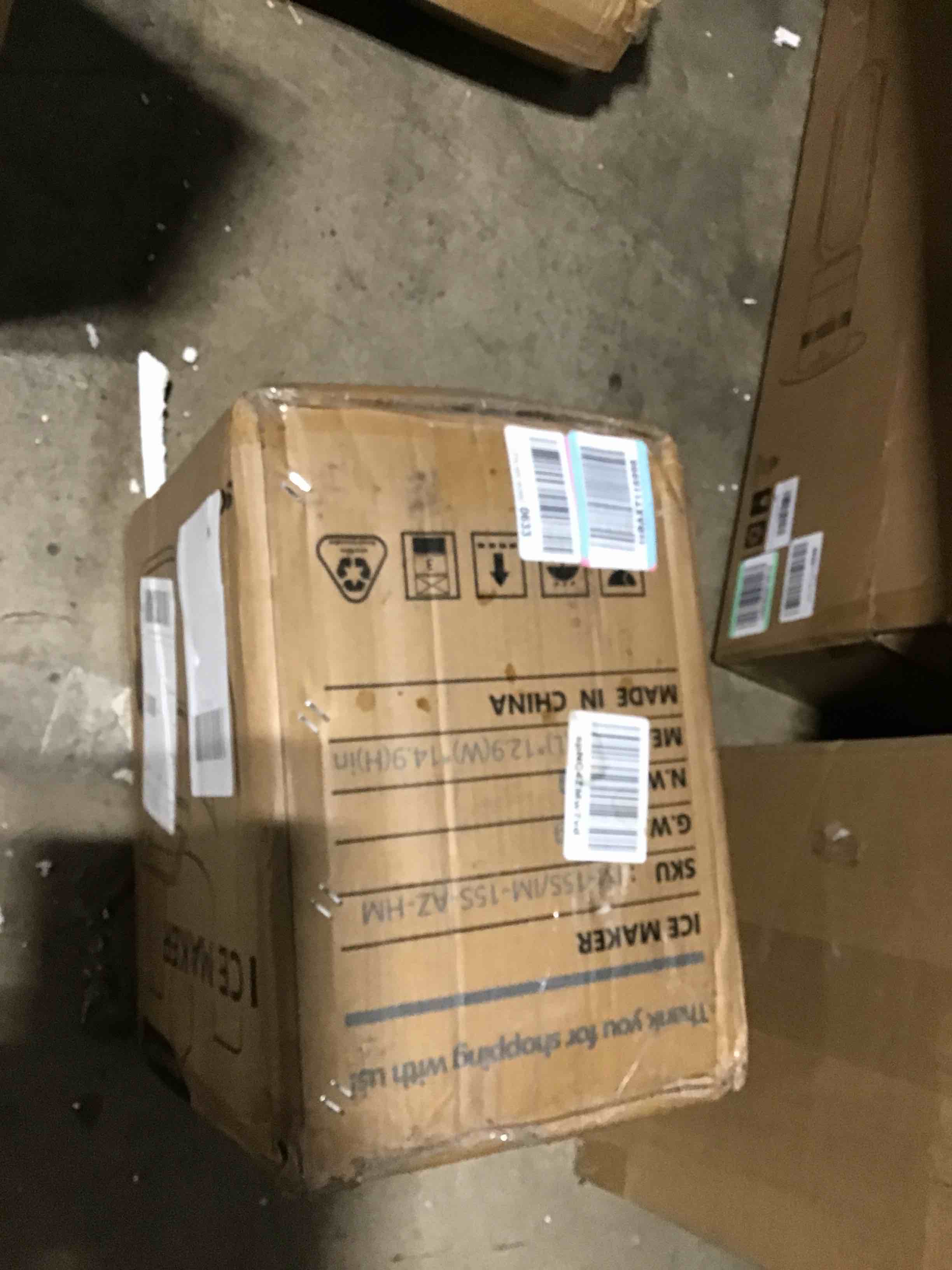 https://s3.amazonaws.com/lotting-images-prod/bidfta/BLU6393022_1719867795122.jpeg