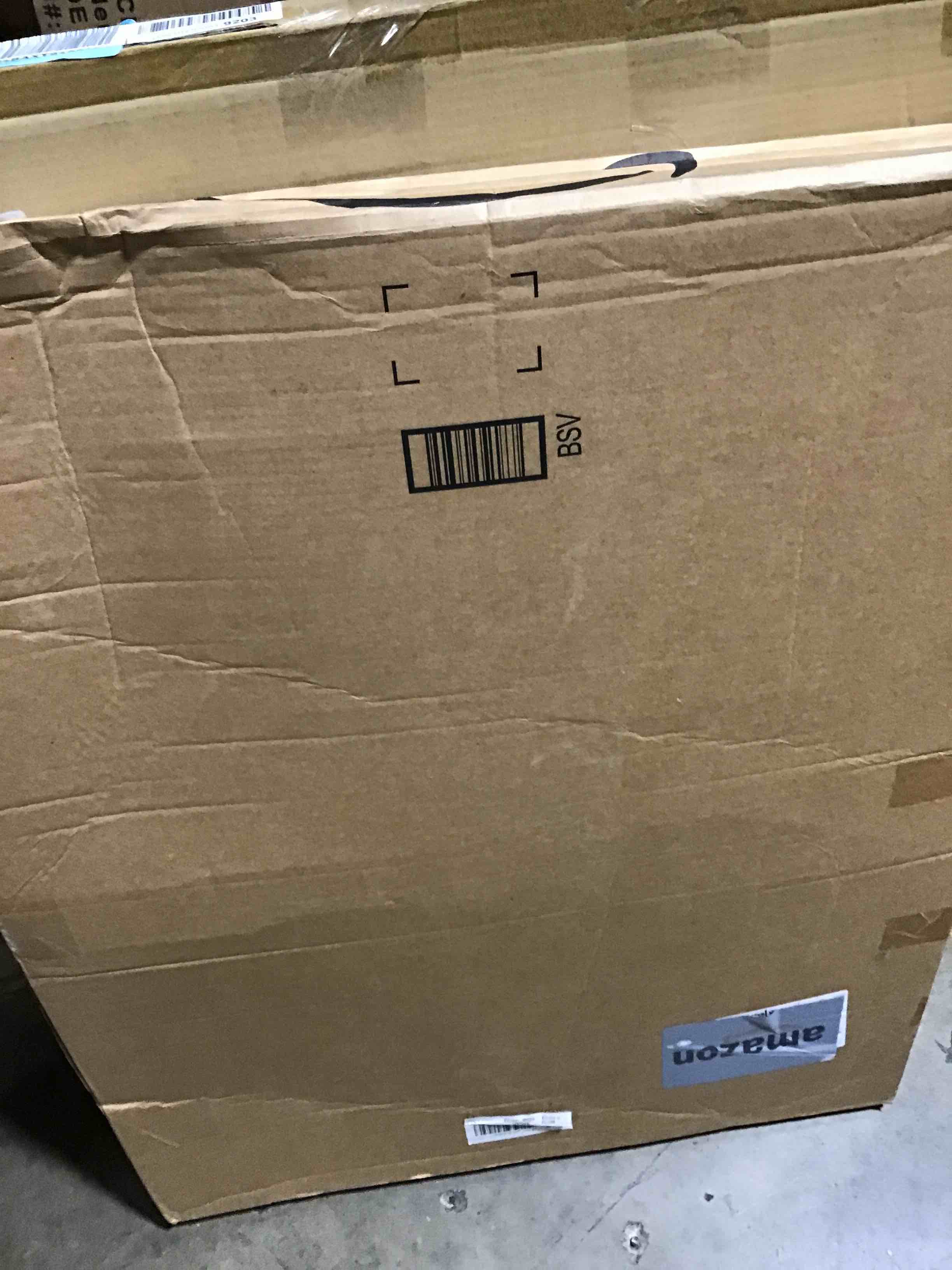 https://s3.amazonaws.com/lotting-images-prod/bidfta/BLU6393040_1719848989623.jpeg