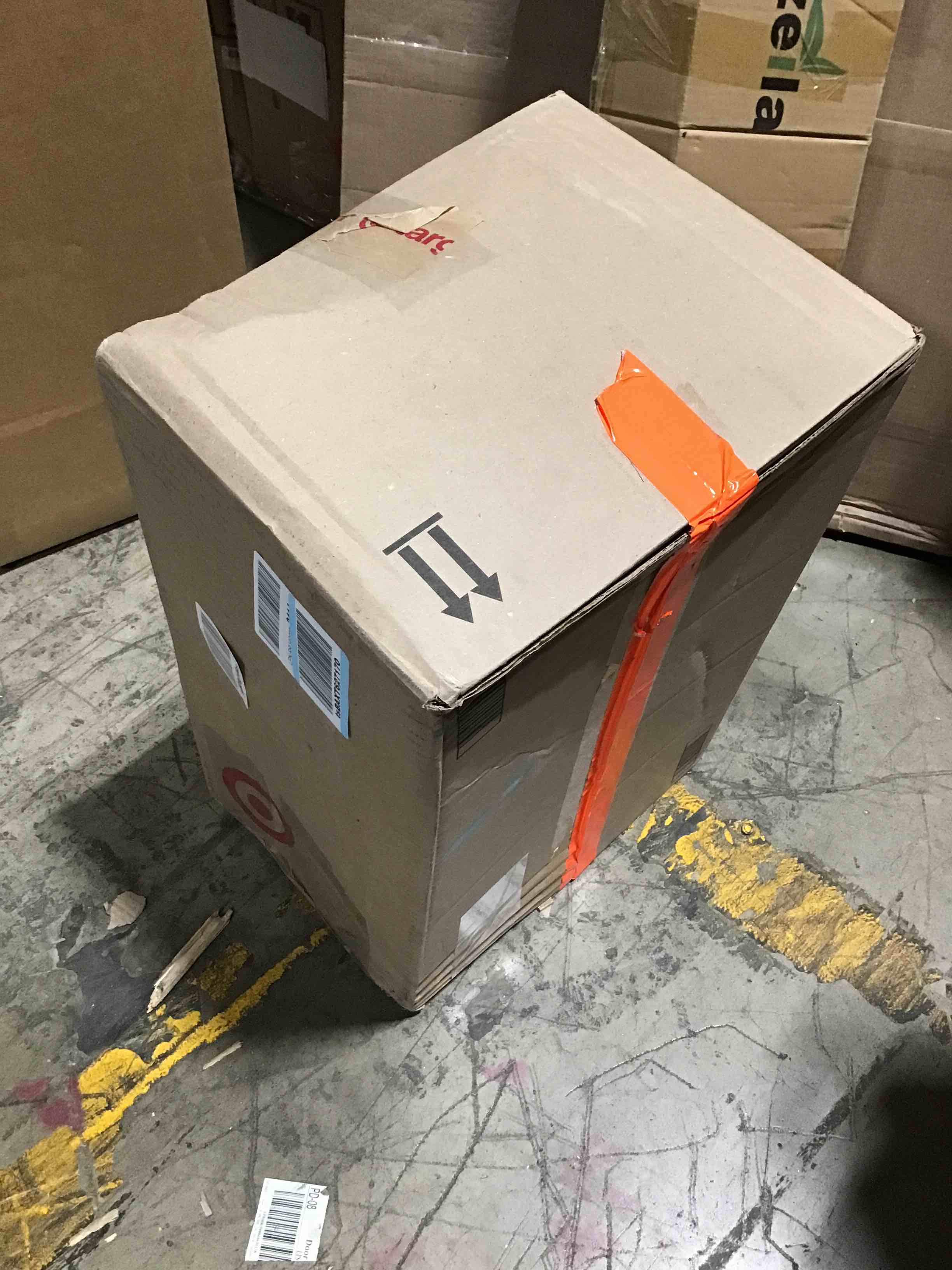 https://s3.amazonaws.com/lotting-images-prod/bidfta/BLU6395236_1719610013292.jpeg