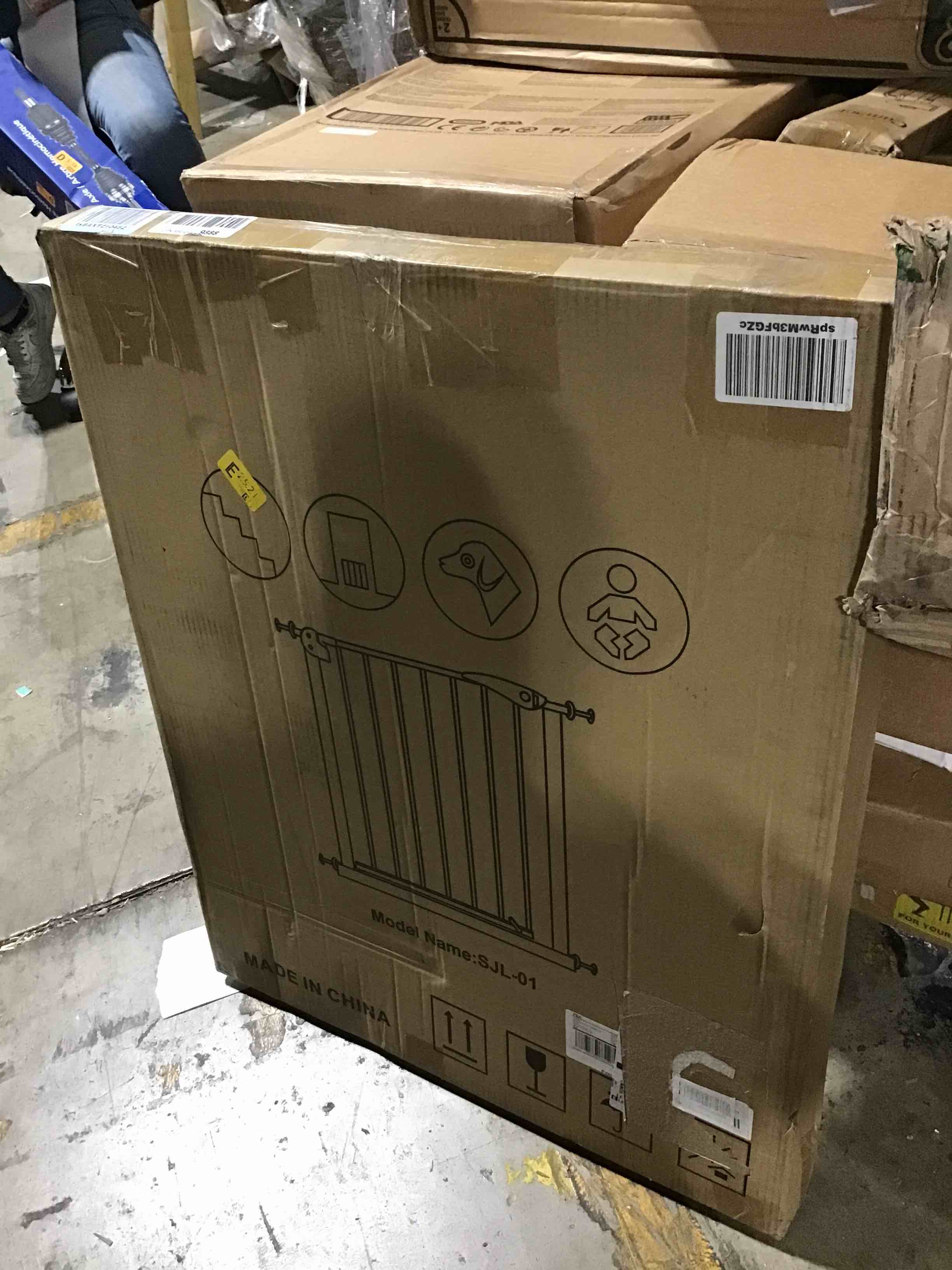 https://s3.amazonaws.com/lotting-images-prod/bidfta/BLU6395352_1719934570886.jpeg