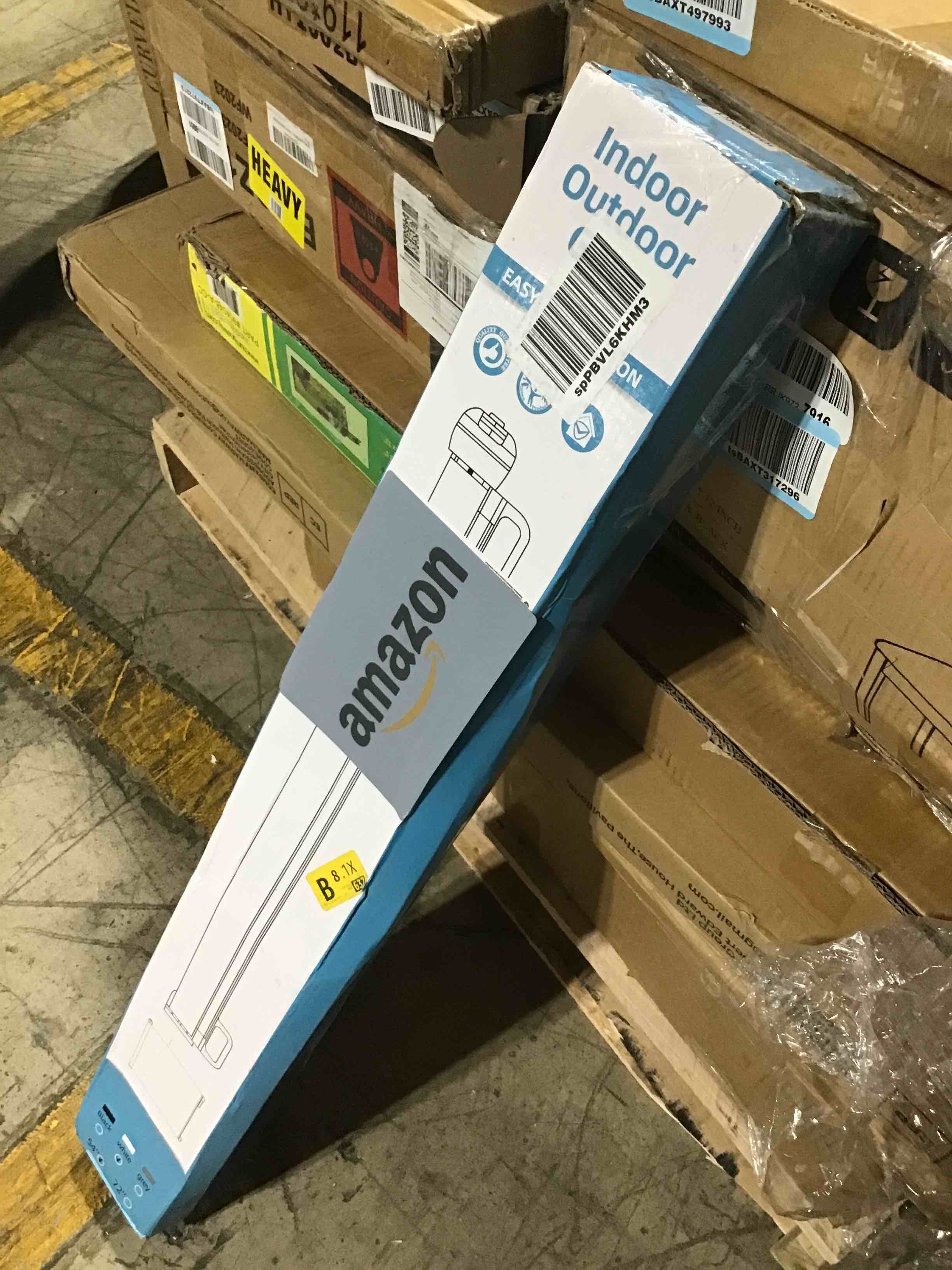 https://s3.amazonaws.com/lotting-images-prod/bidfta/BLU6395560_1720567518101.jpeg