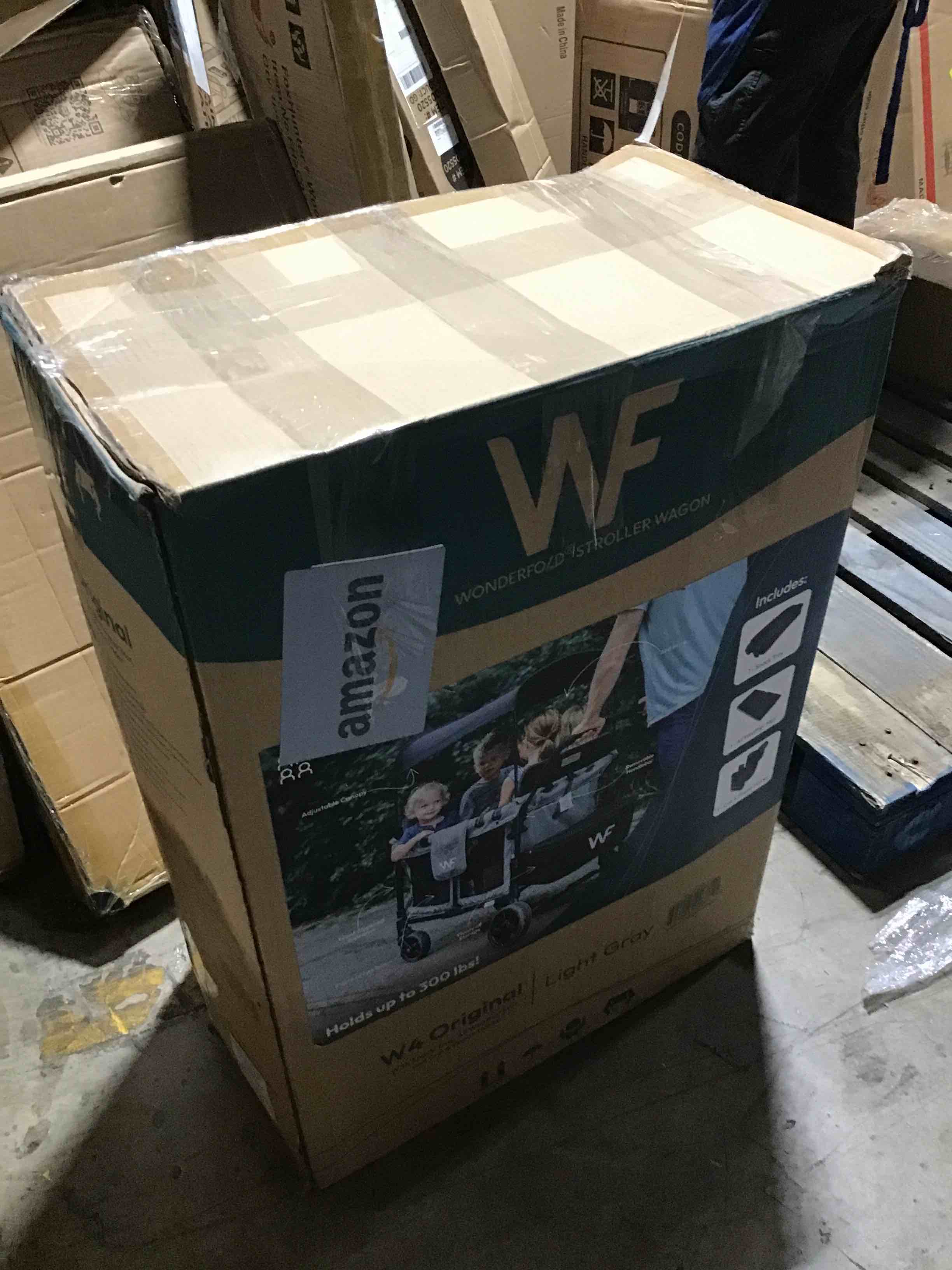 https://s3.amazonaws.com/lotting-images-prod/bidfta/BLU6395572_1720564439990.jpeg