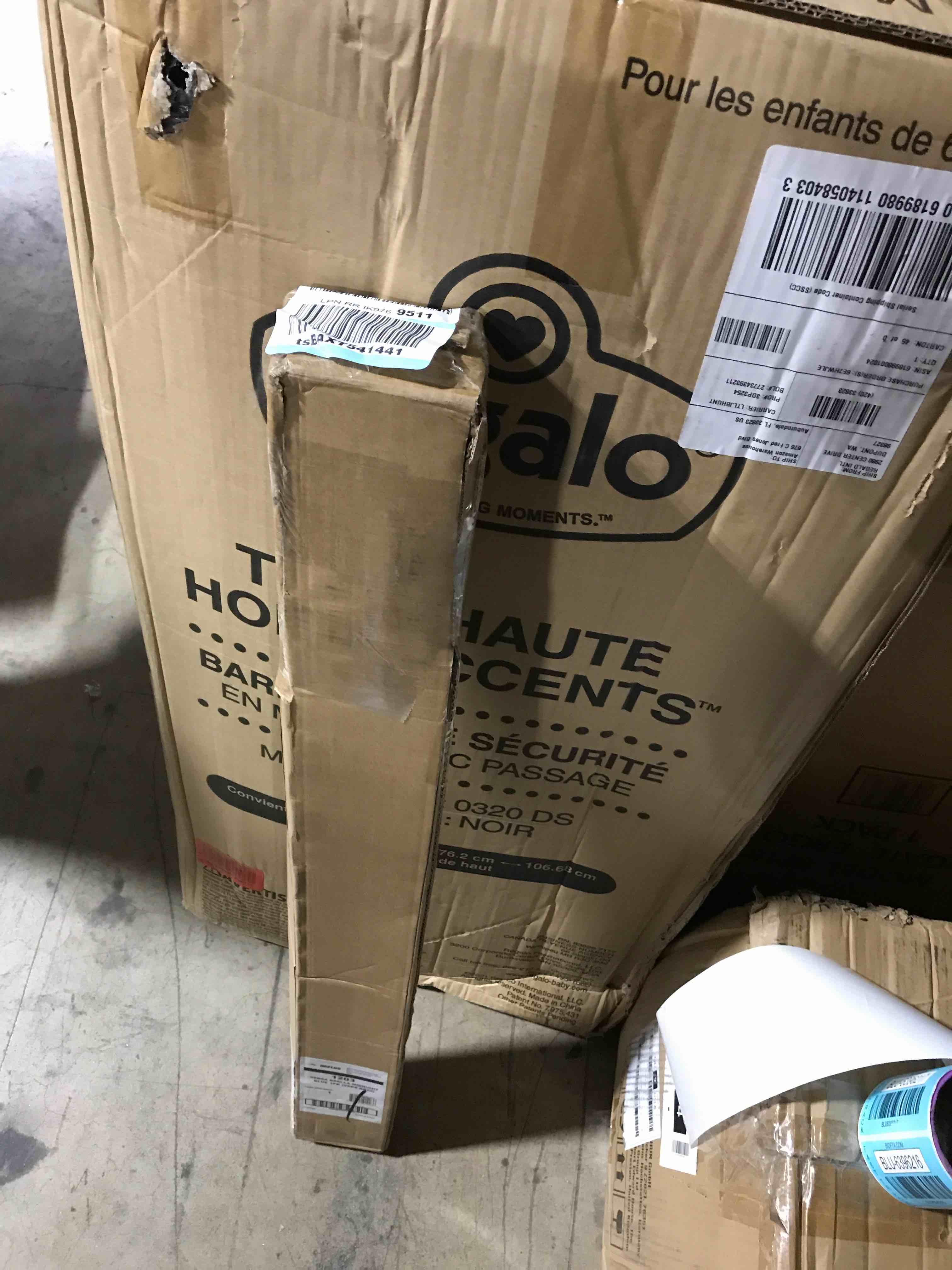 https://s3.amazonaws.com/lotting-images-prod/bidfta/BLU6396215_1721310453639.jpeg