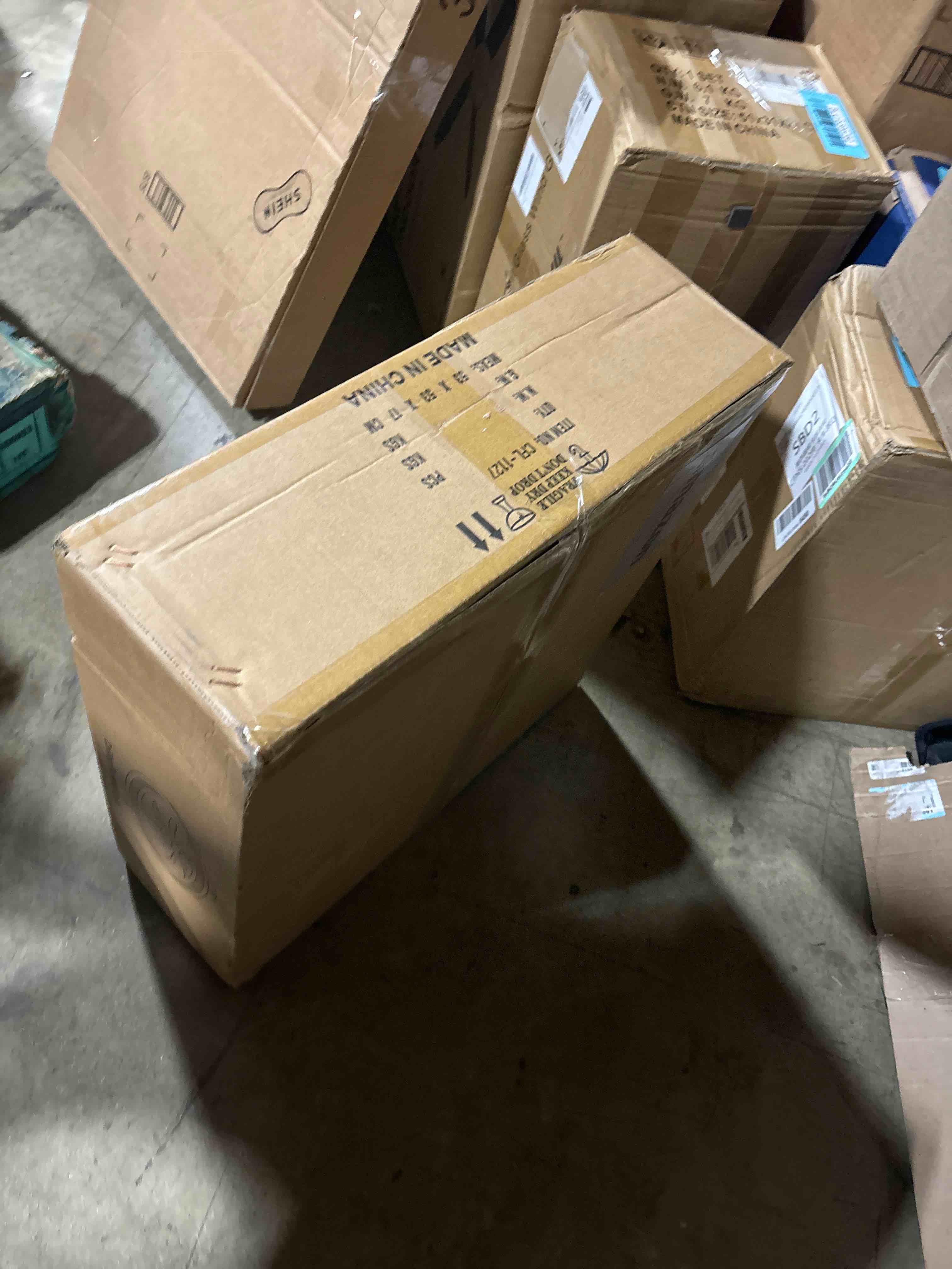 https://s3.amazonaws.com/lotting-images-prod/bidfta/BLU6396285_1721312175753.jpeg
