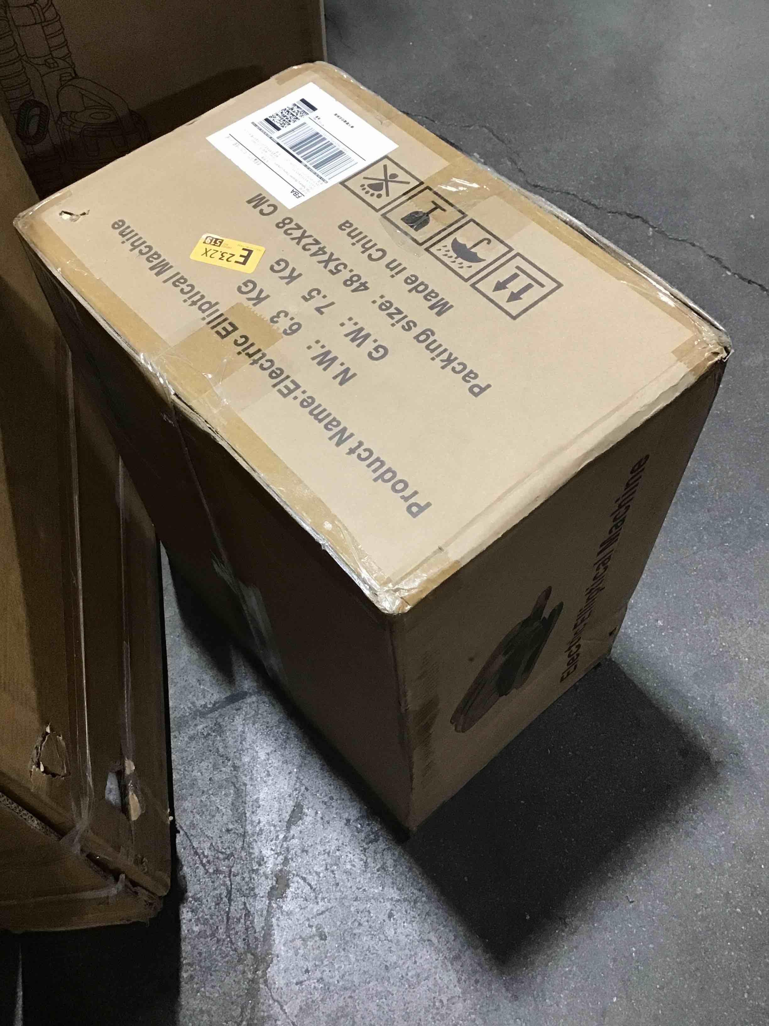 https://s3.amazonaws.com/lotting-images-prod/bidfta/BLU6396360_1721337733837.jpeg