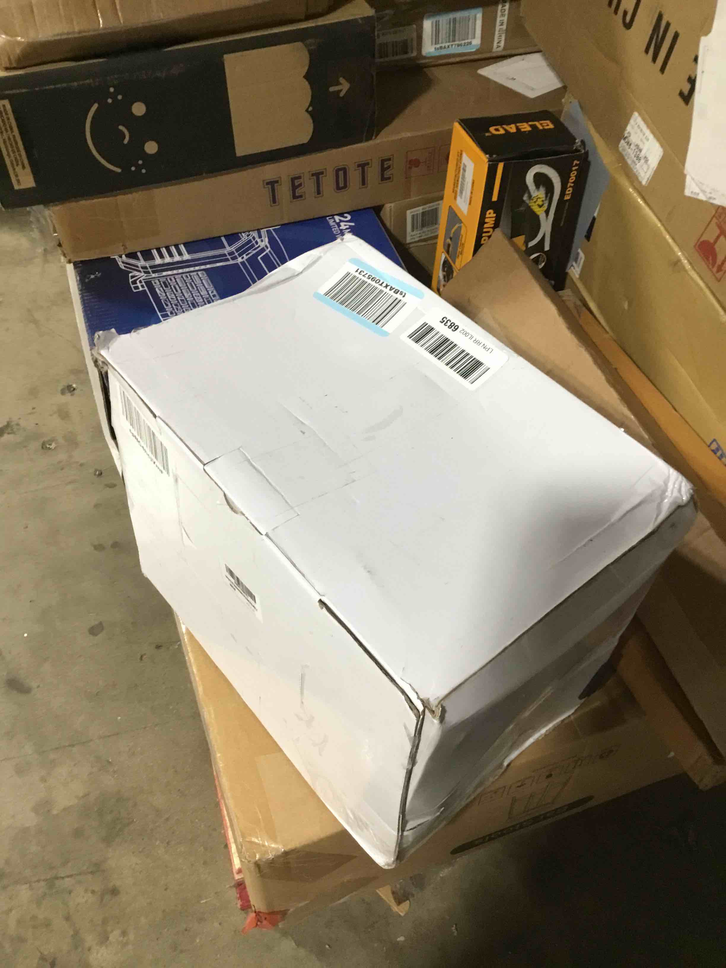 https://s3.amazonaws.com/lotting-images-prod/bidfta/BLU6397108_1719264904271.jpeg