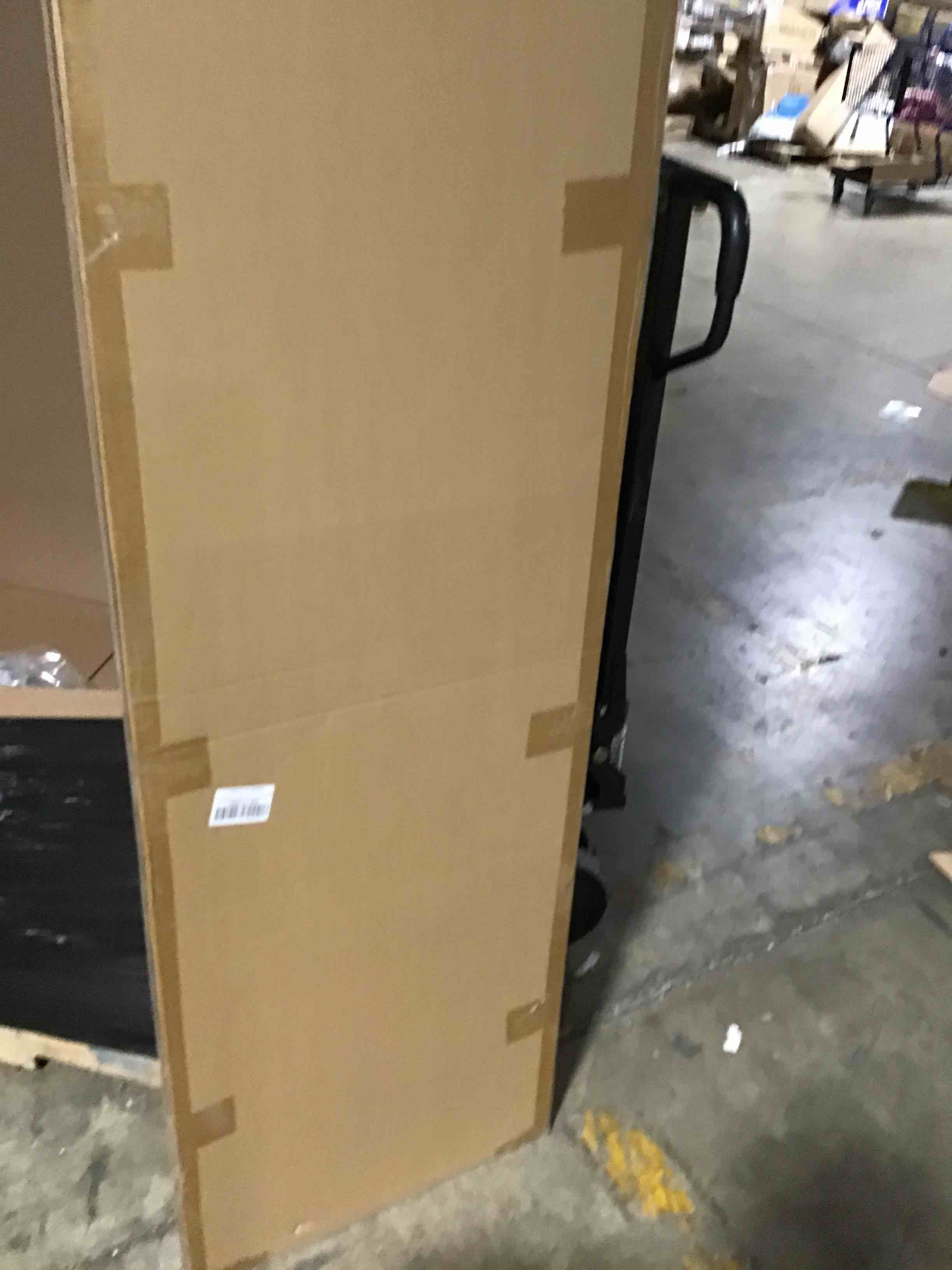 https://s3.amazonaws.com/lotting-images-prod/bidfta/BLU6397594_1721771319417.jpeg