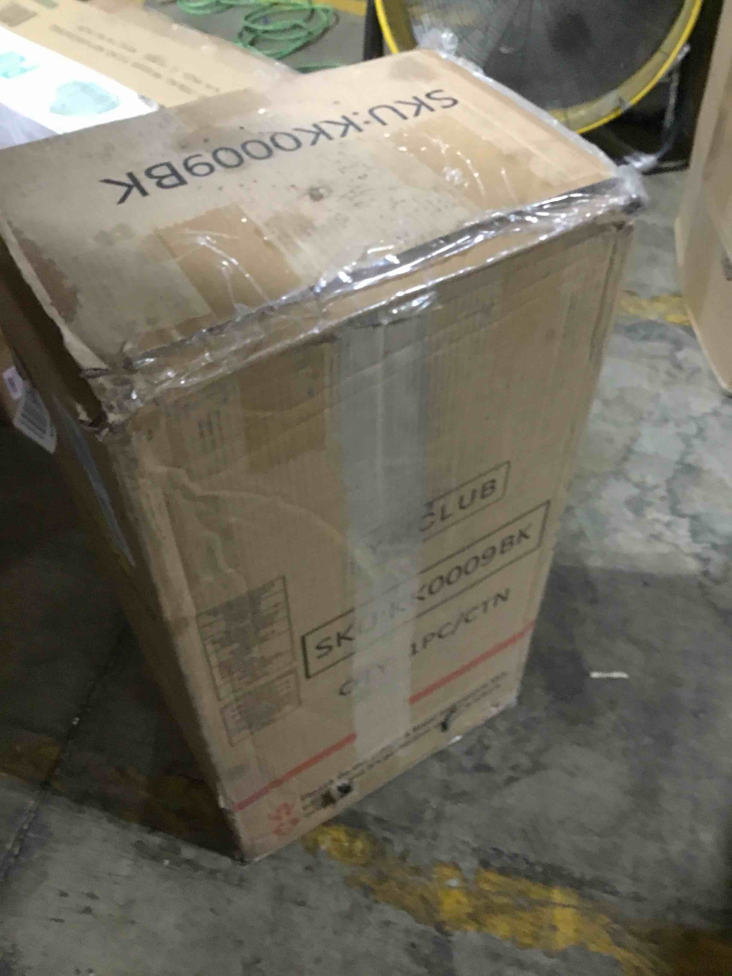 https://s3.amazonaws.com/lotting-images-prod/bidfta/BLU6397852_1722521223247.jpeg