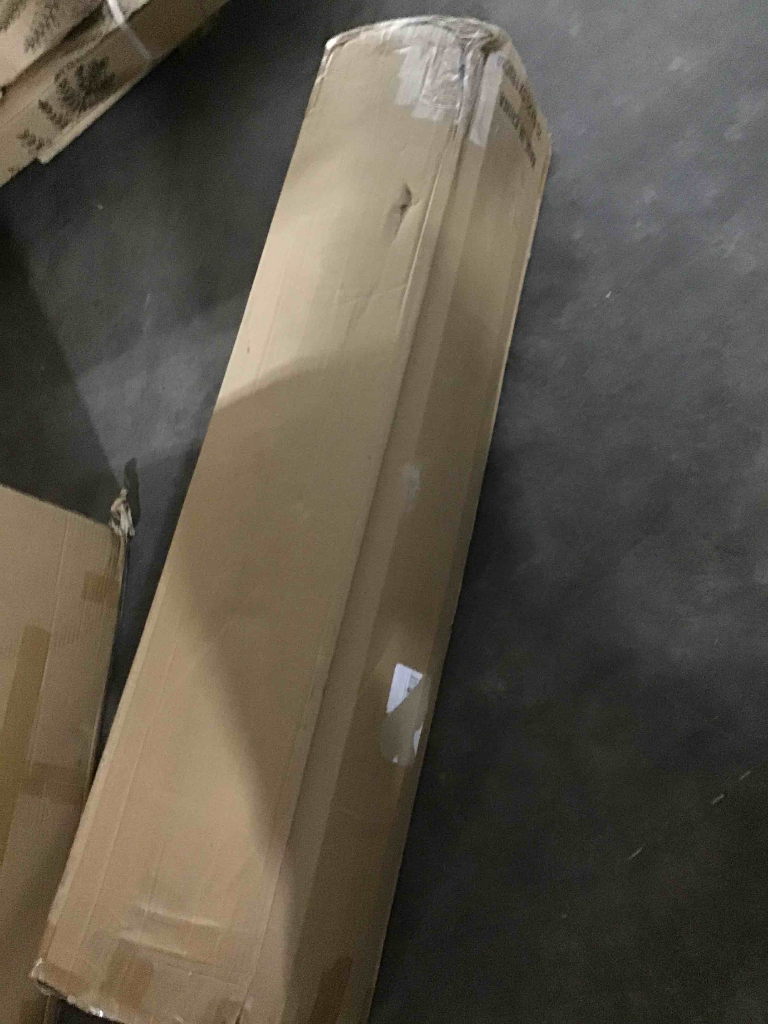 https://s3.amazonaws.com/lotting-images-prod/bidfta/BLU6399948_1720809058048.jpeg