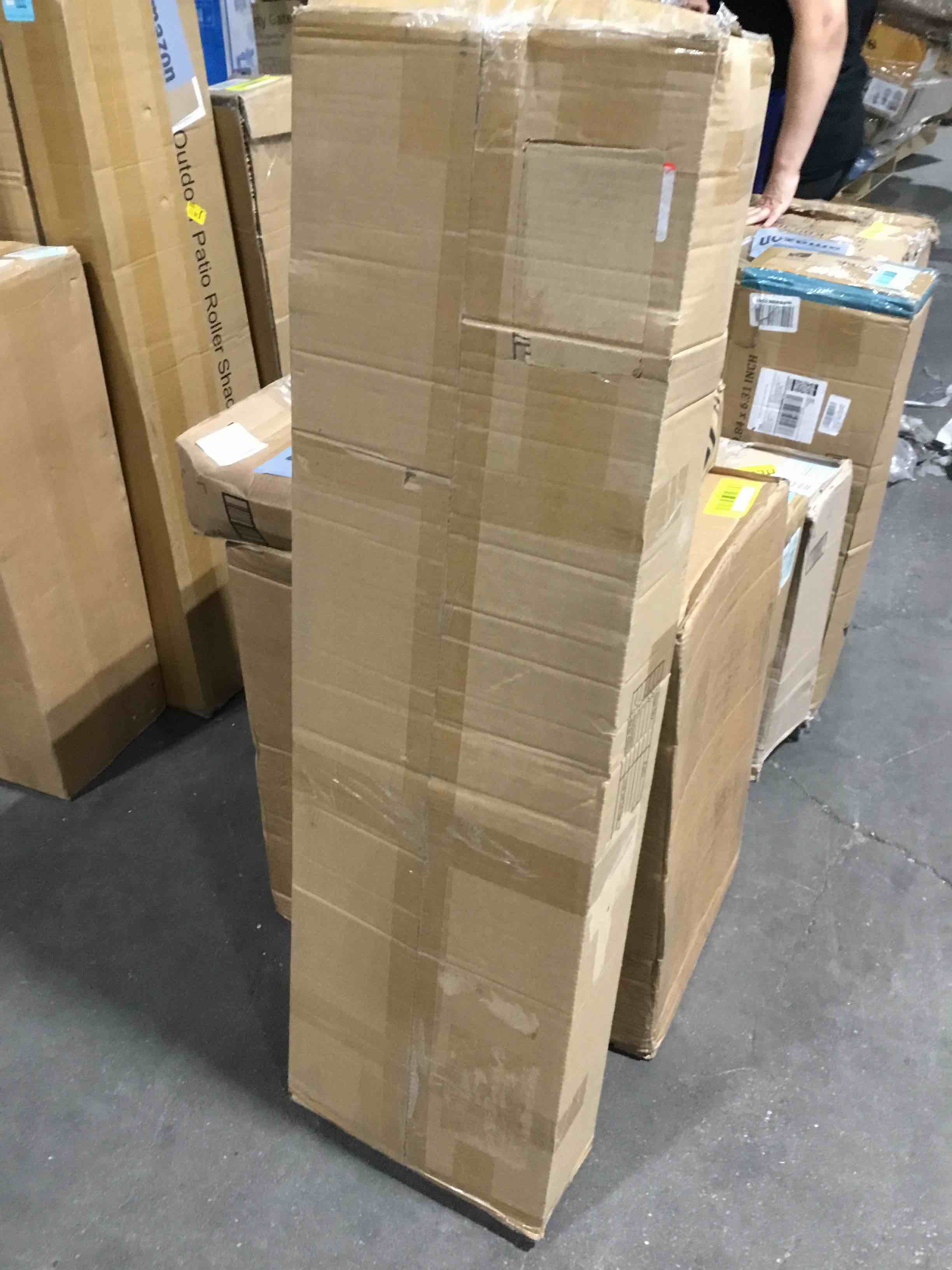 https://s3.amazonaws.com/lotting-images-prod/bidfta/BLU6400181_1721334333408.jpeg