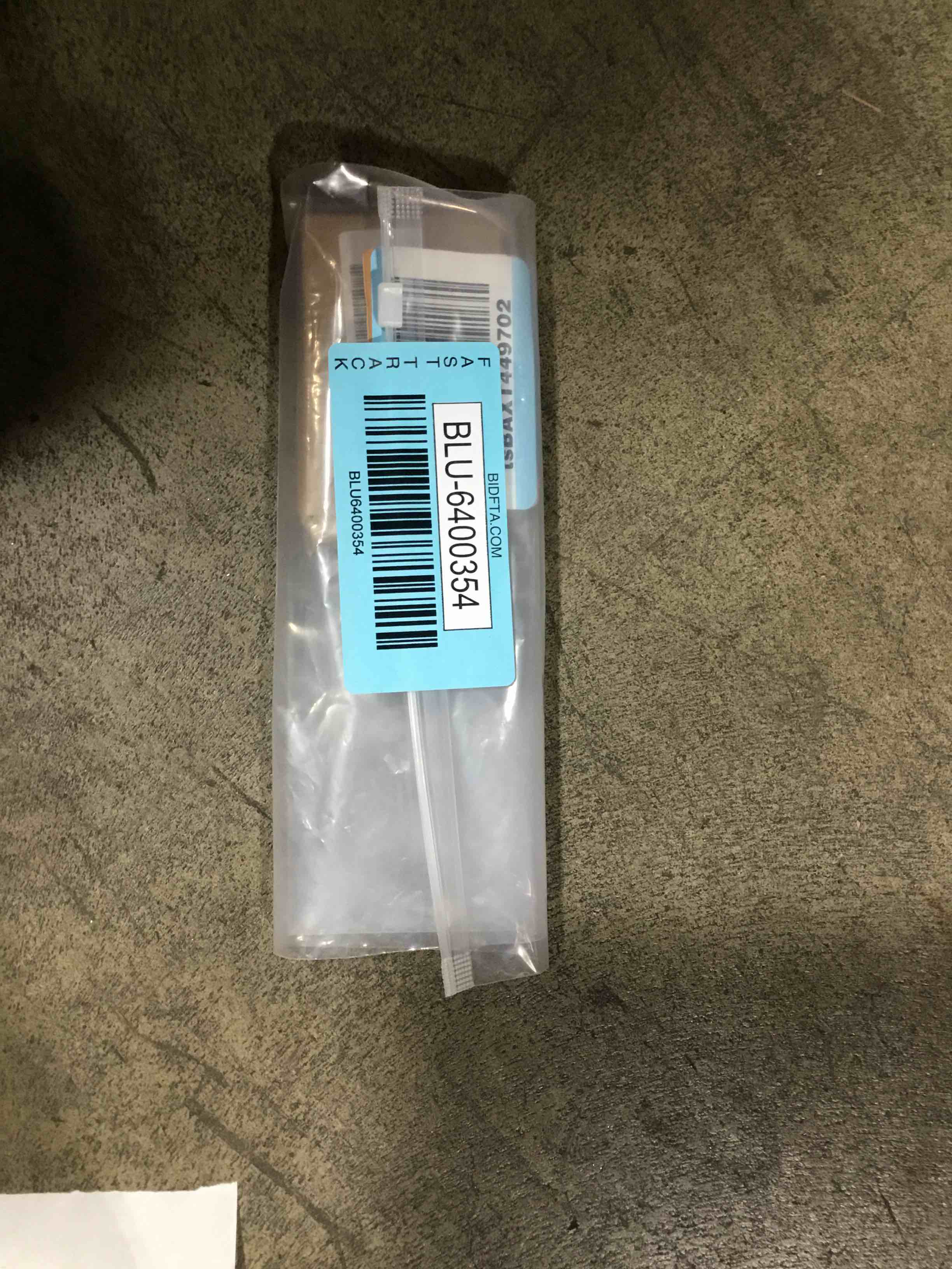 https://s3.amazonaws.com/lotting-images-prod/bidfta/BLU6400354_1723142044683.jpeg