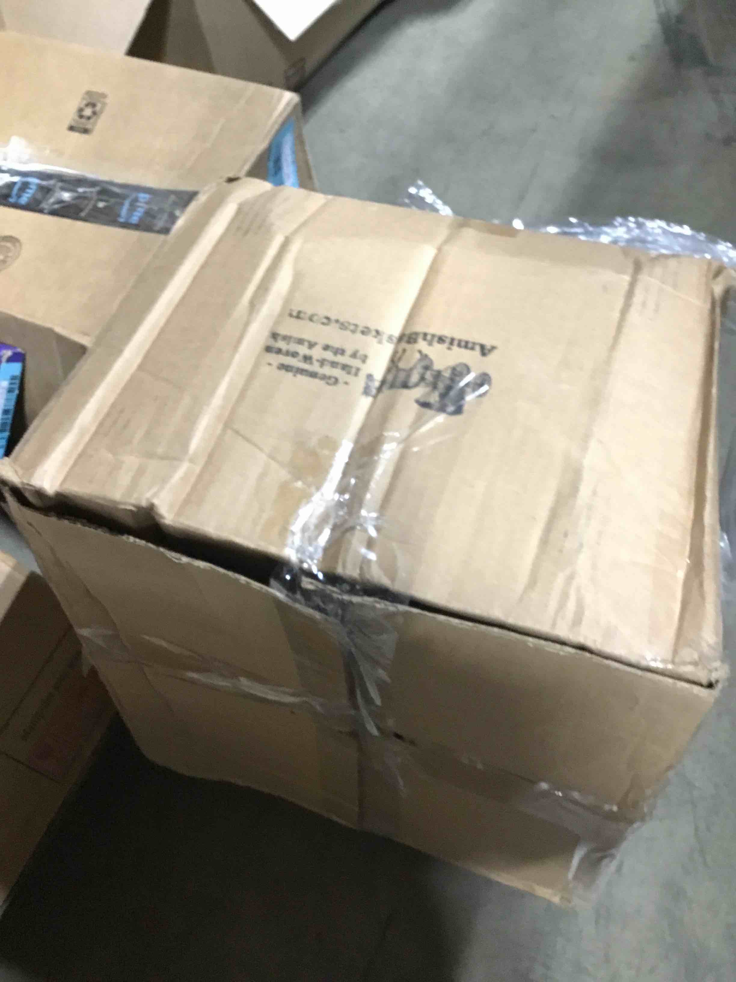 https://s3.amazonaws.com/lotting-images-prod/bidfta/BLU6400389_1723146541265.jpeg