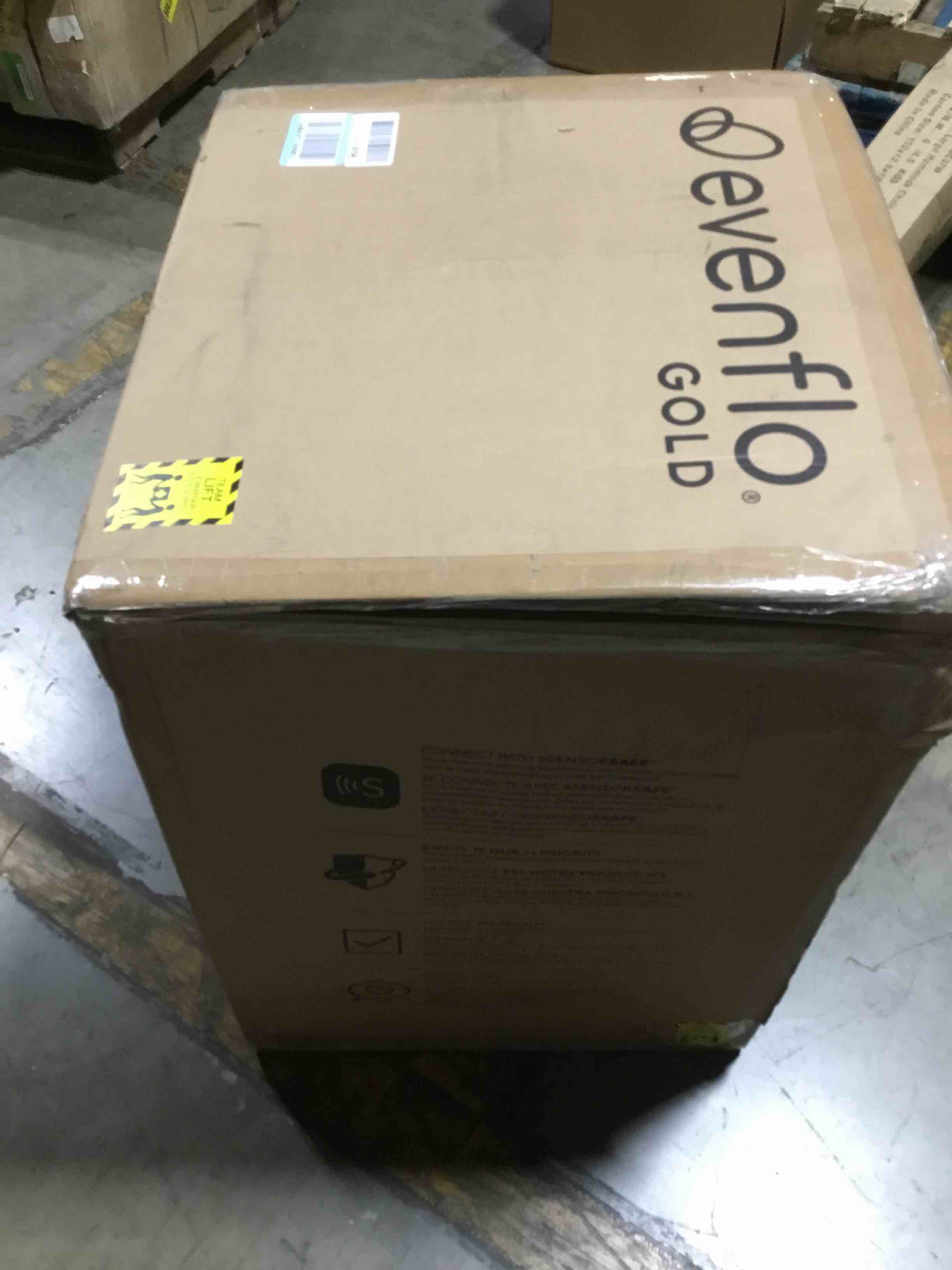 https://s3.amazonaws.com/lotting-images-prod/bidfta/BLU6400902_1724186768485.jpeg