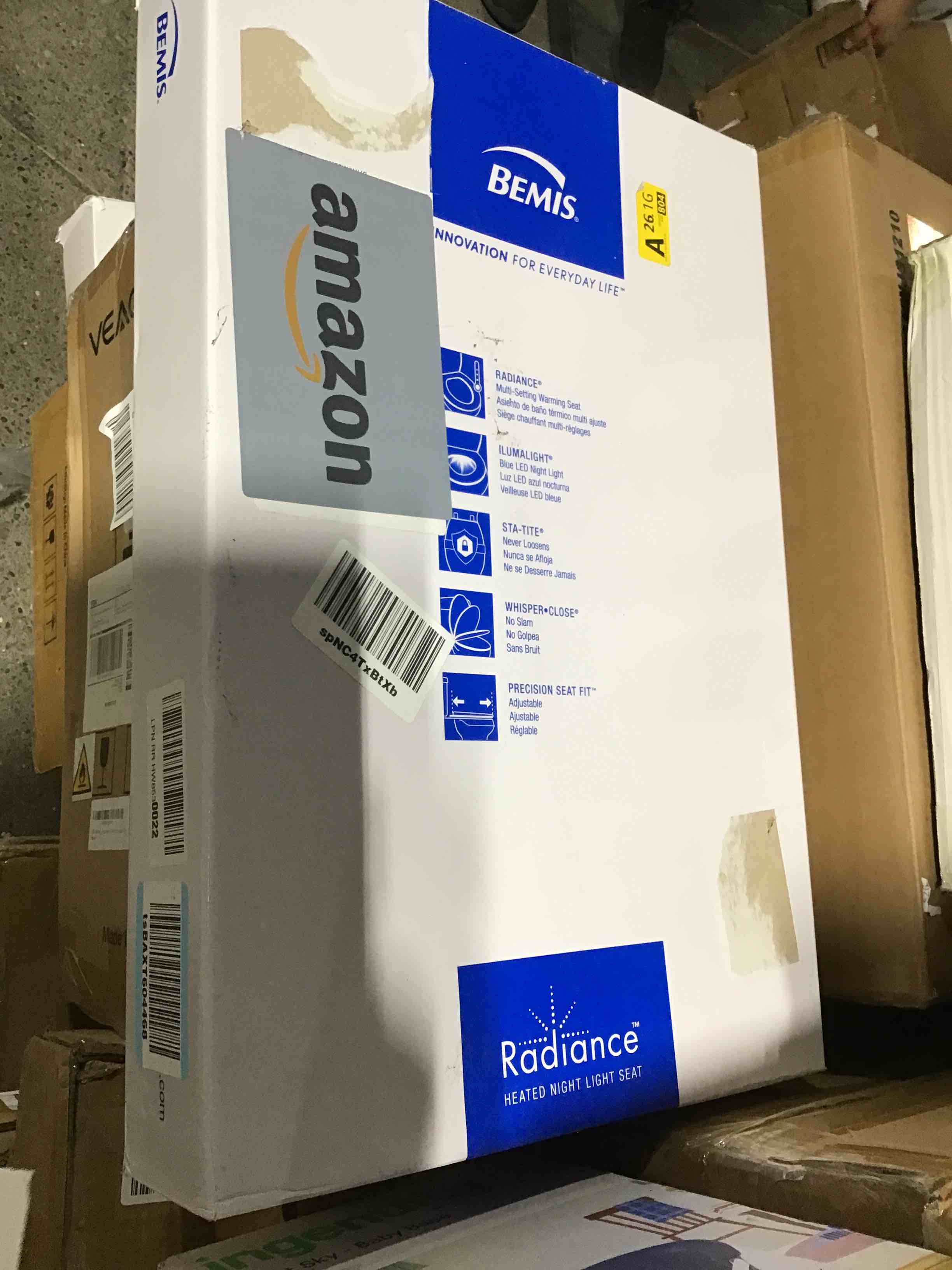 https://s3.amazonaws.com/lotting-images-prod/bidfta/BLU6401236_1718641439659.jpeg