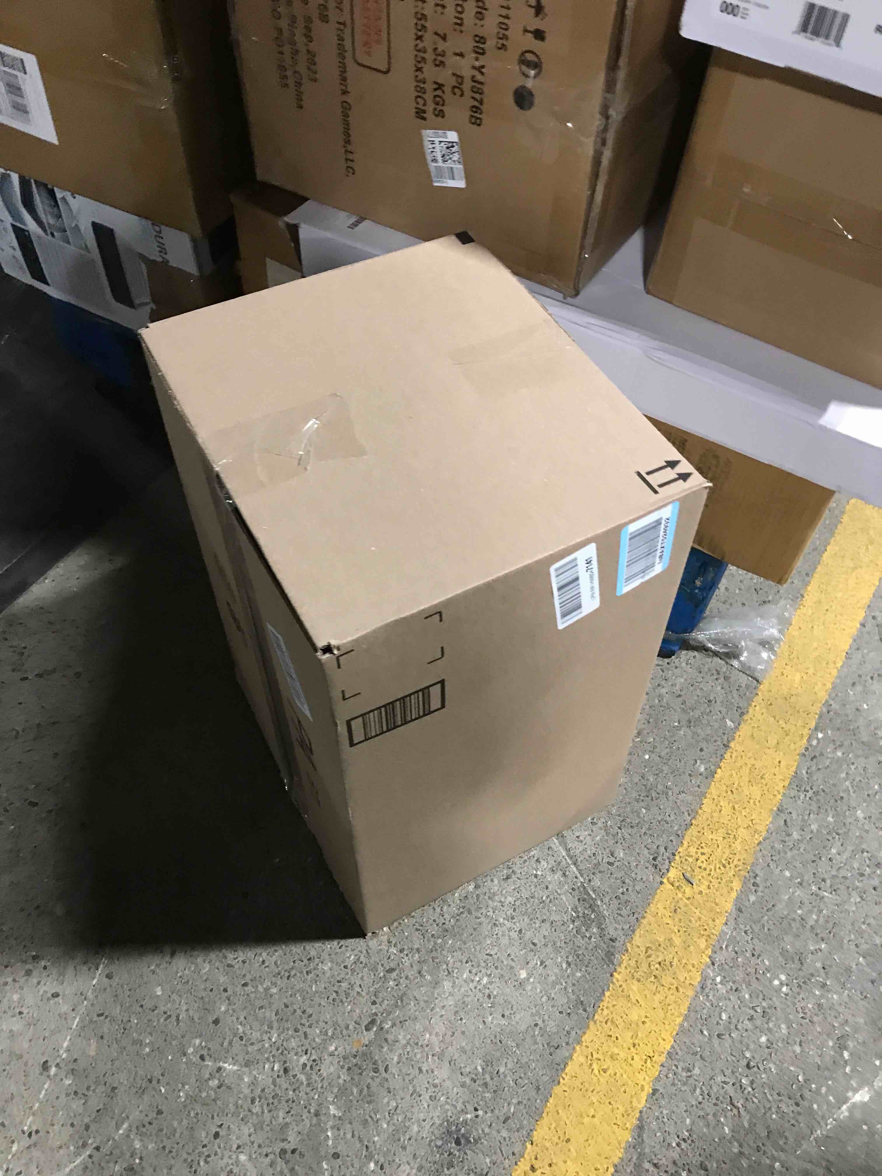 https://s3.amazonaws.com/lotting-images-prod/bidfta/BLU6401327_1718641295103.jpeg