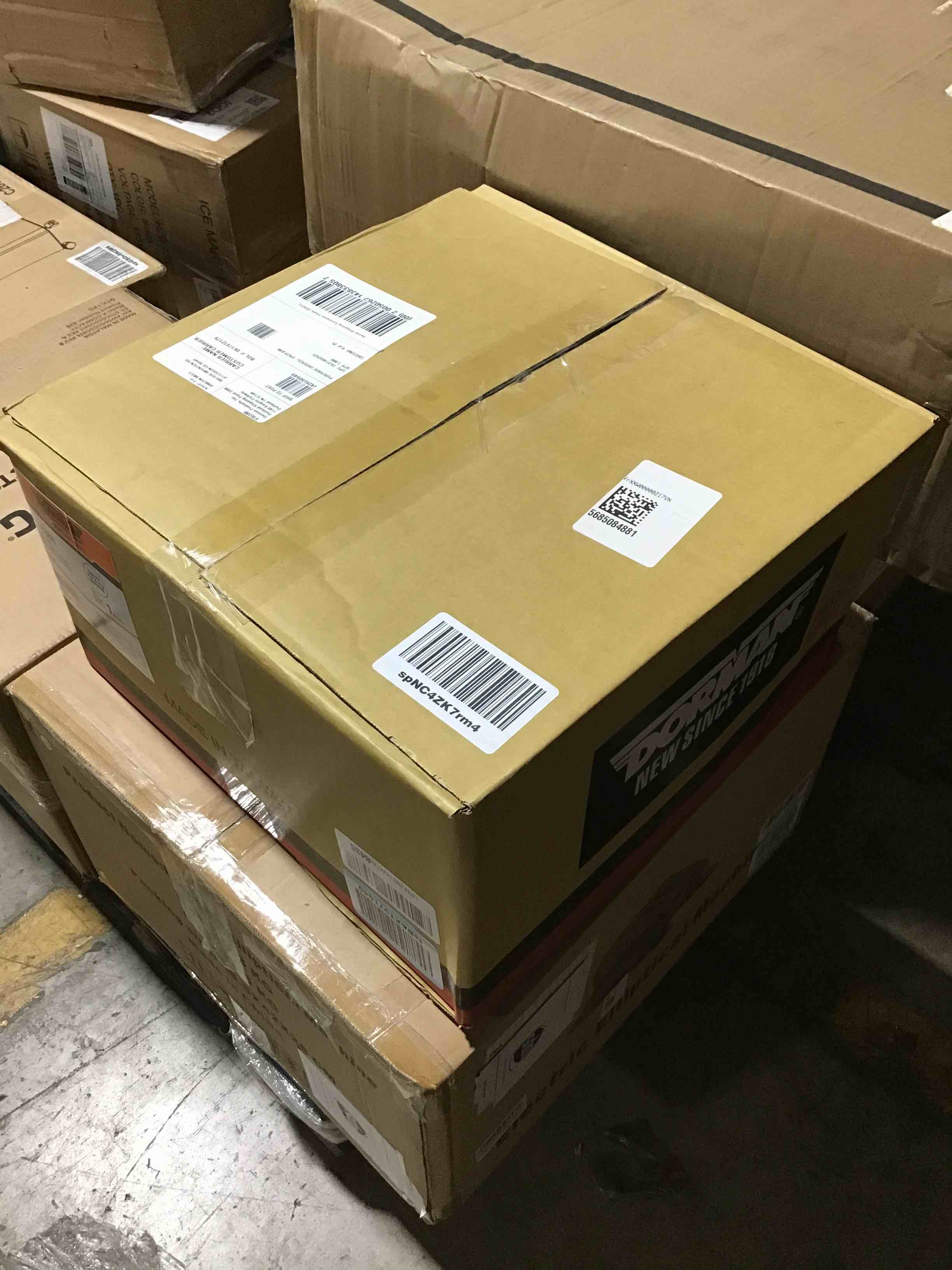 https://s3.amazonaws.com/lotting-images-prod/bidfta/BLU6401447_1718907415717.jpeg