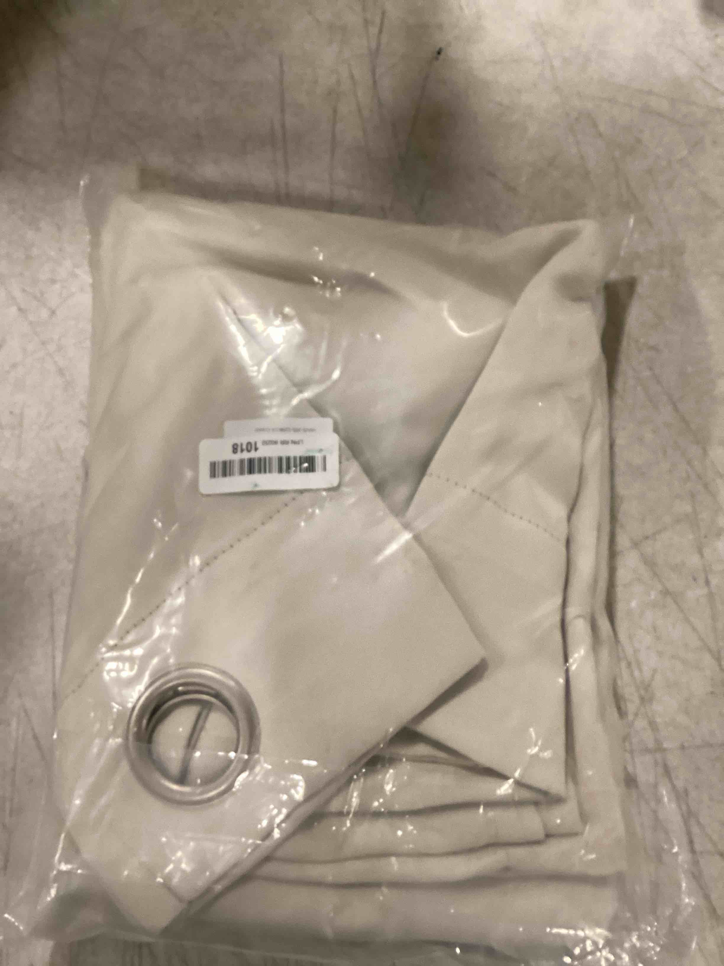 https://s3.amazonaws.com/lotting-images-prod/bidfta/BLU6404239_1718975060270.jpeg