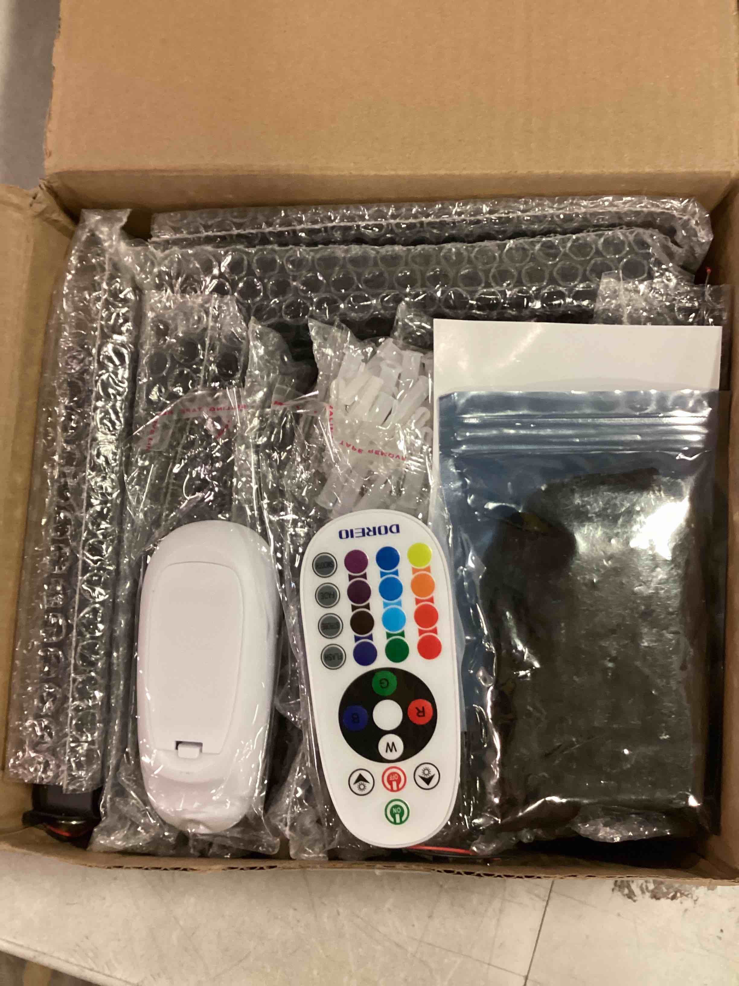 https://s3.amazonaws.com/lotting-images-prod/bidfta/BLU6404862_1720458053257.jpeg