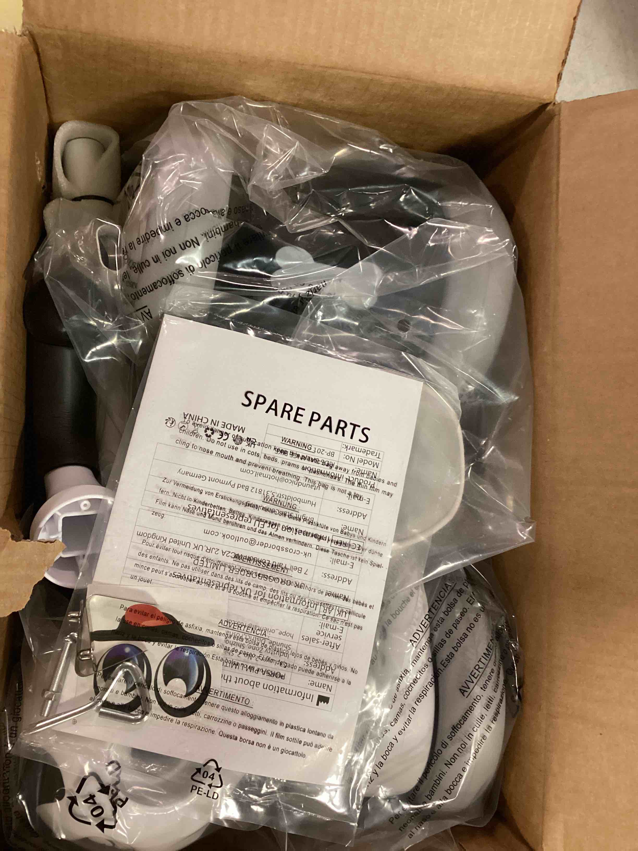 https://s3.amazonaws.com/lotting-images-prod/bidfta/BLU6404883_1720460246347.jpeg