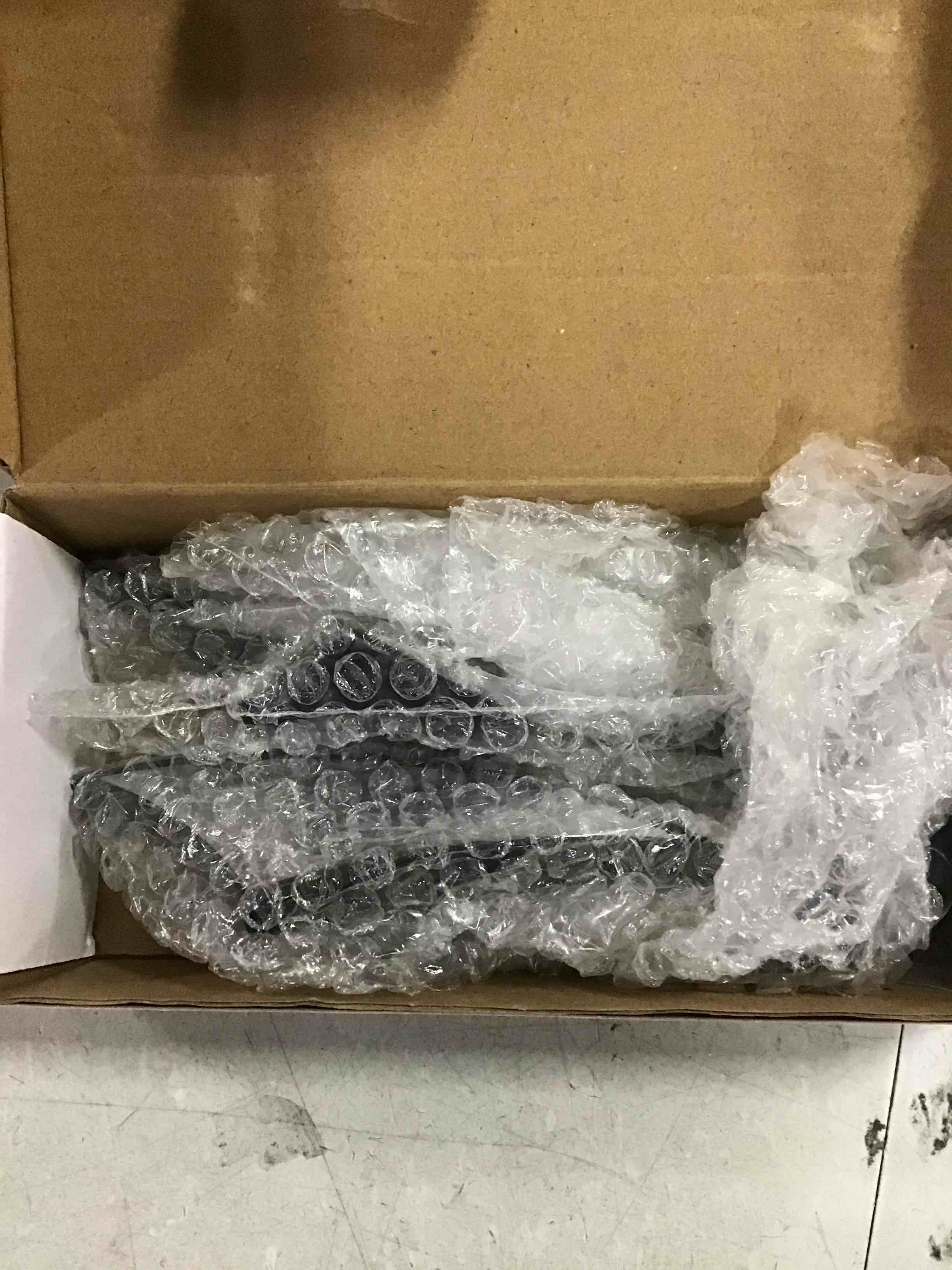 https://s3.amazonaws.com/lotting-images-prod/bidfta/BLU6405024_1720531251339.jpeg