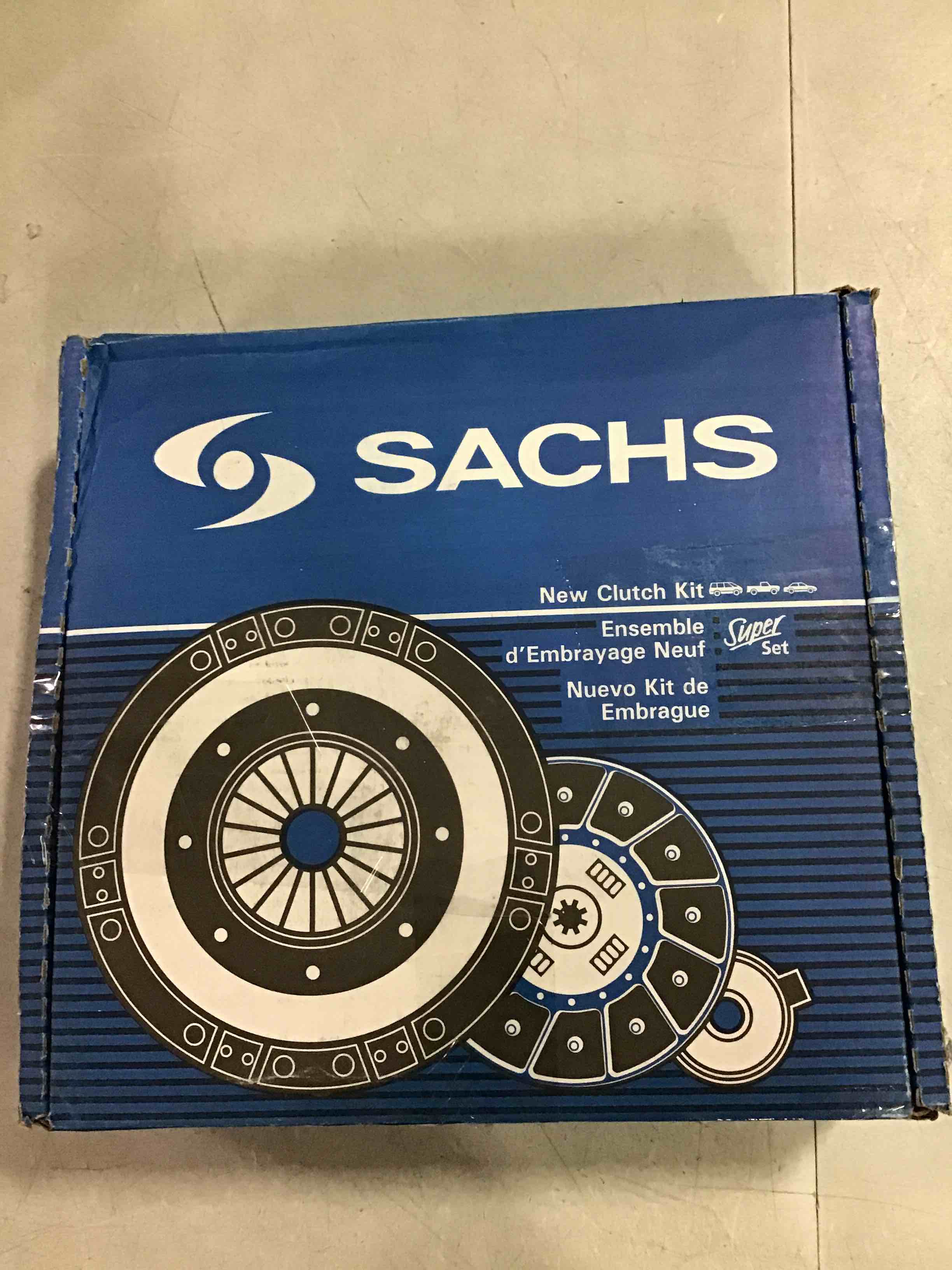 https://s3.amazonaws.com/lotting-images-prod/bidfta/BLU6405137_1720546303045.jpeg
