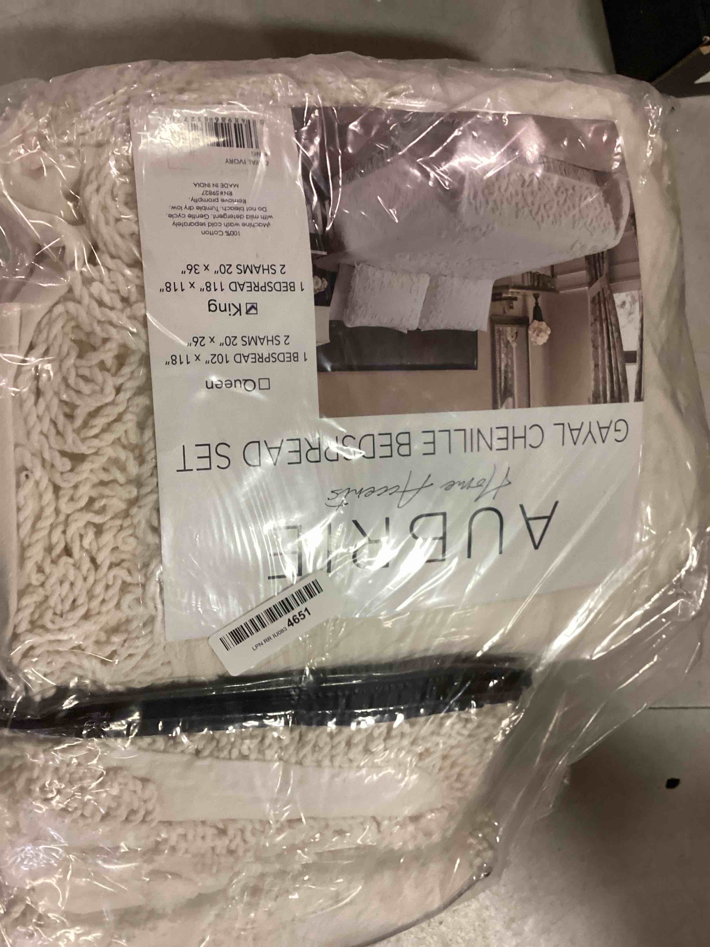 https://s3.amazonaws.com/lotting-images-prod/bidfta/BLU6405404_1720639727082.jpeg