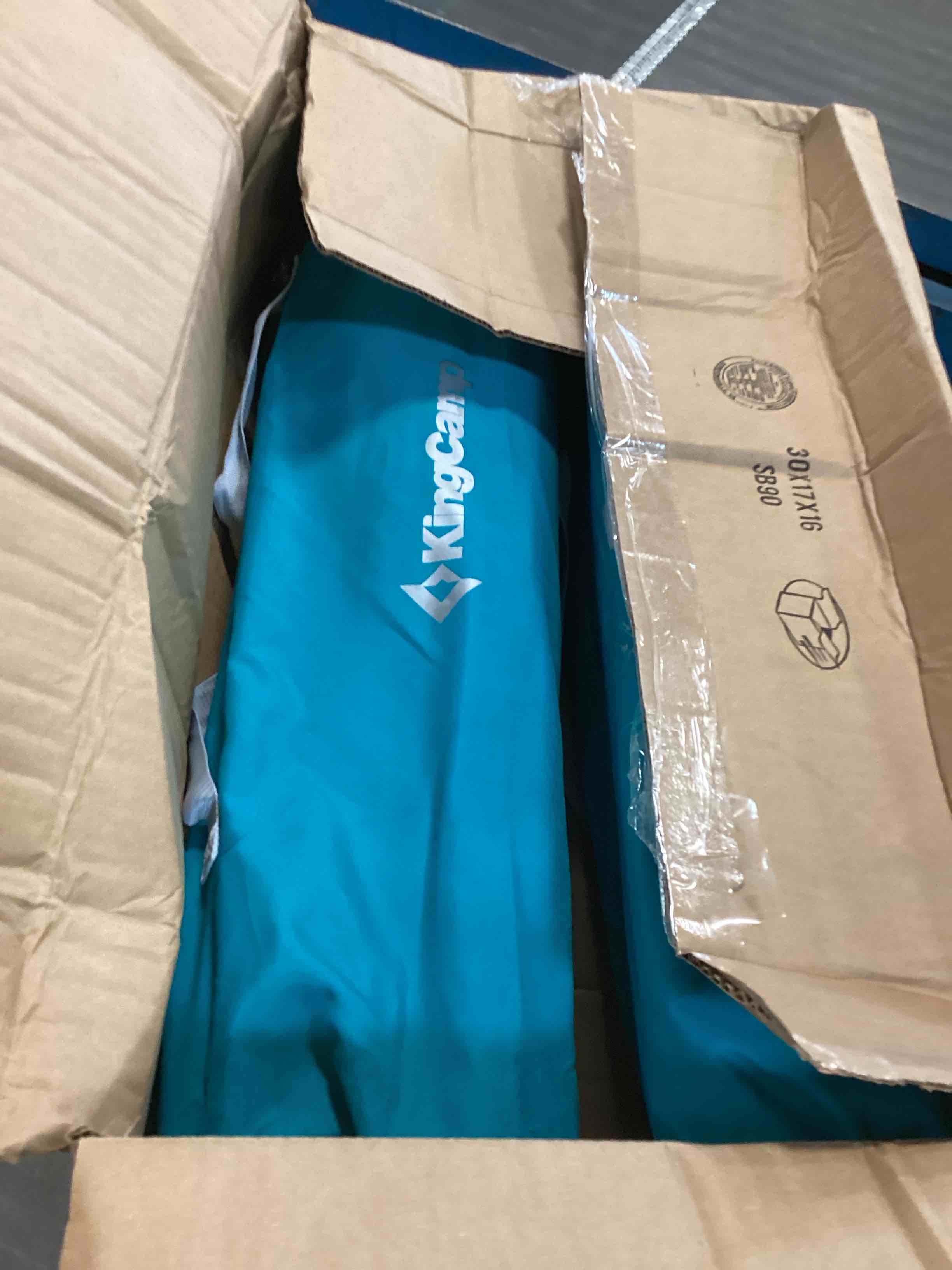 https://s3.amazonaws.com/lotting-images-prod/bidfta/BLU6405488_1719318222945.jpeg