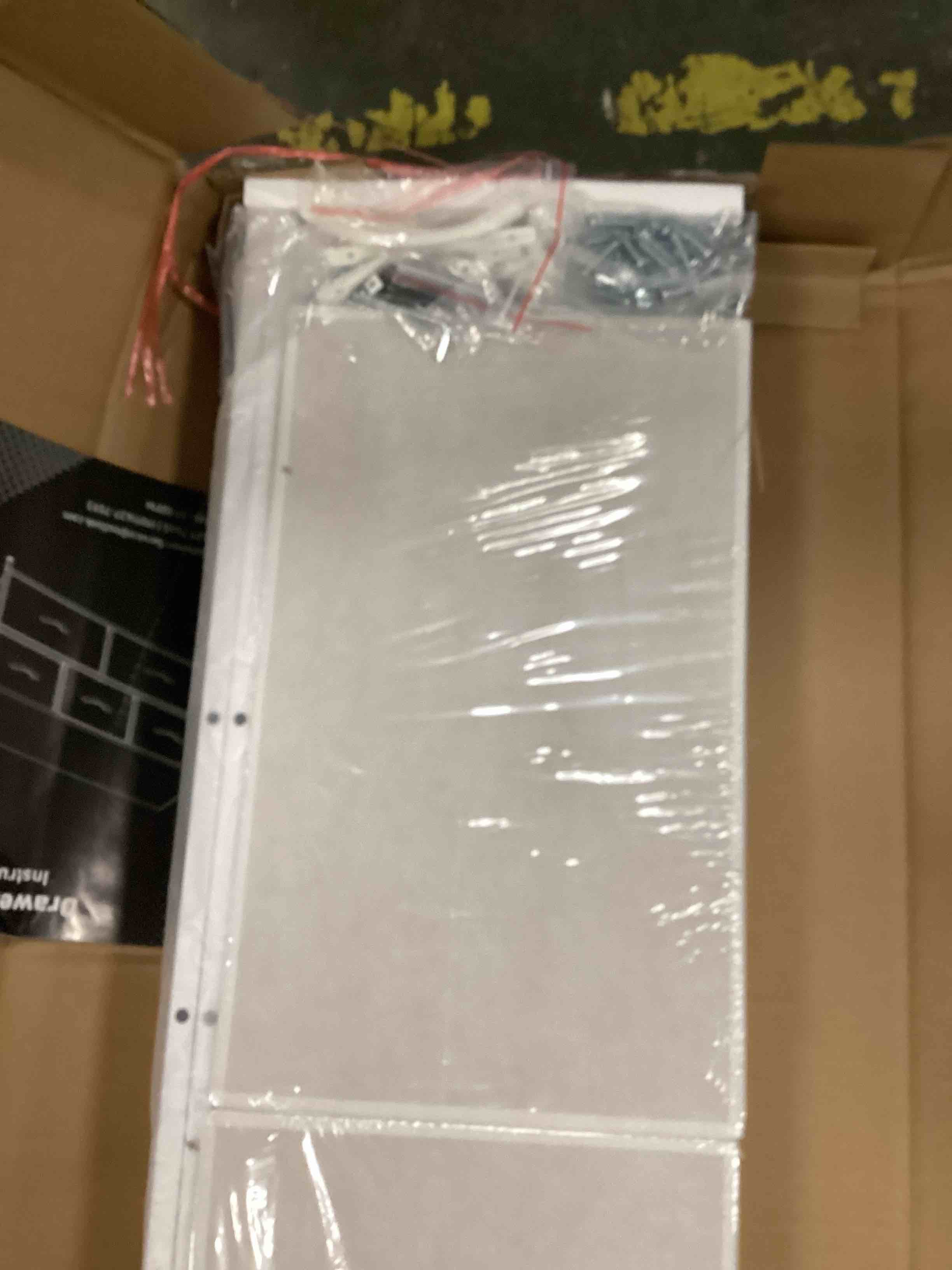 https://s3.amazonaws.com/lotting-images-prod/bidfta/BLU6406392_1719880359447.jpeg