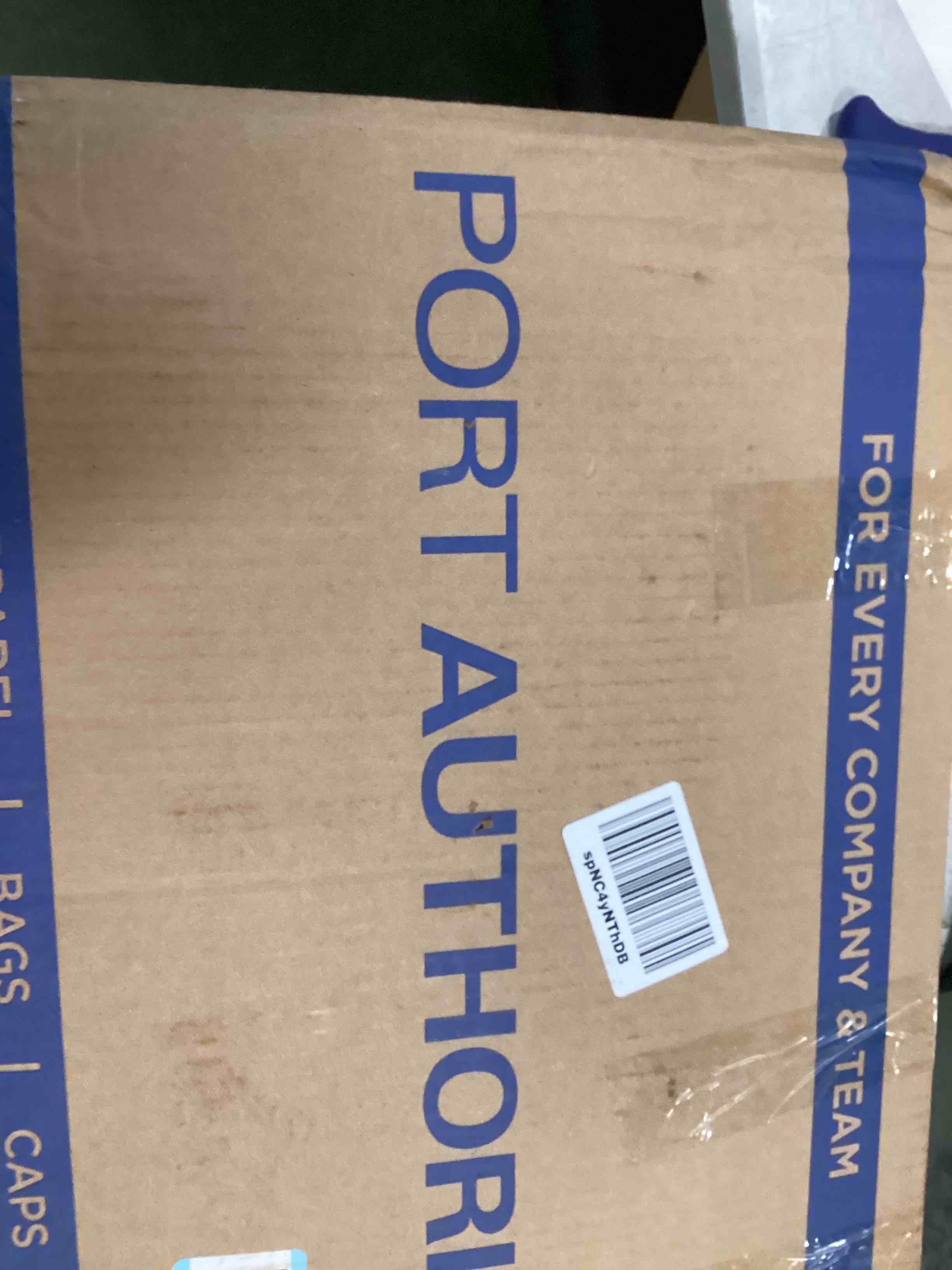 https://s3.amazonaws.com/lotting-images-prod/bidfta/BLU6406435_1719891413162.jpeg