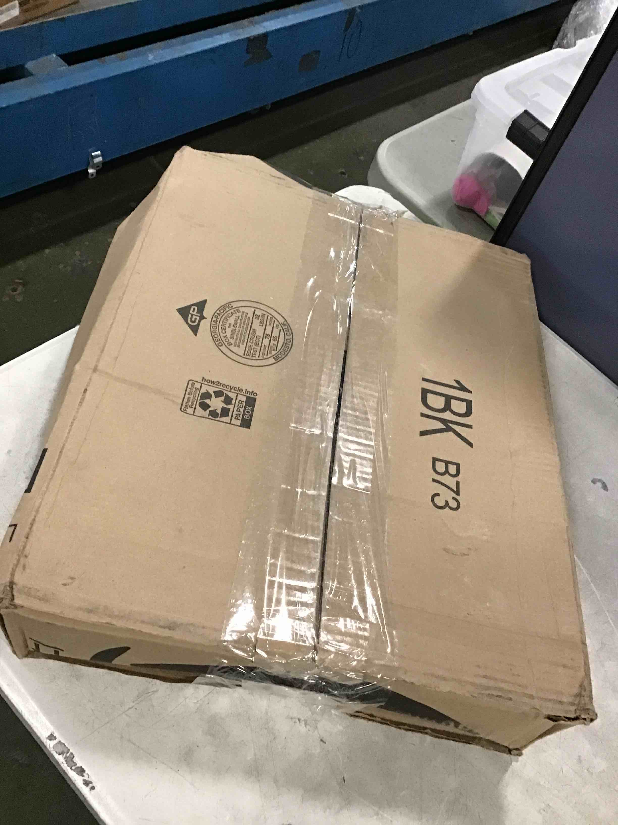 https://s3.amazonaws.com/lotting-images-prod/bidfta/BLU6406474_1719921795123.jpeg