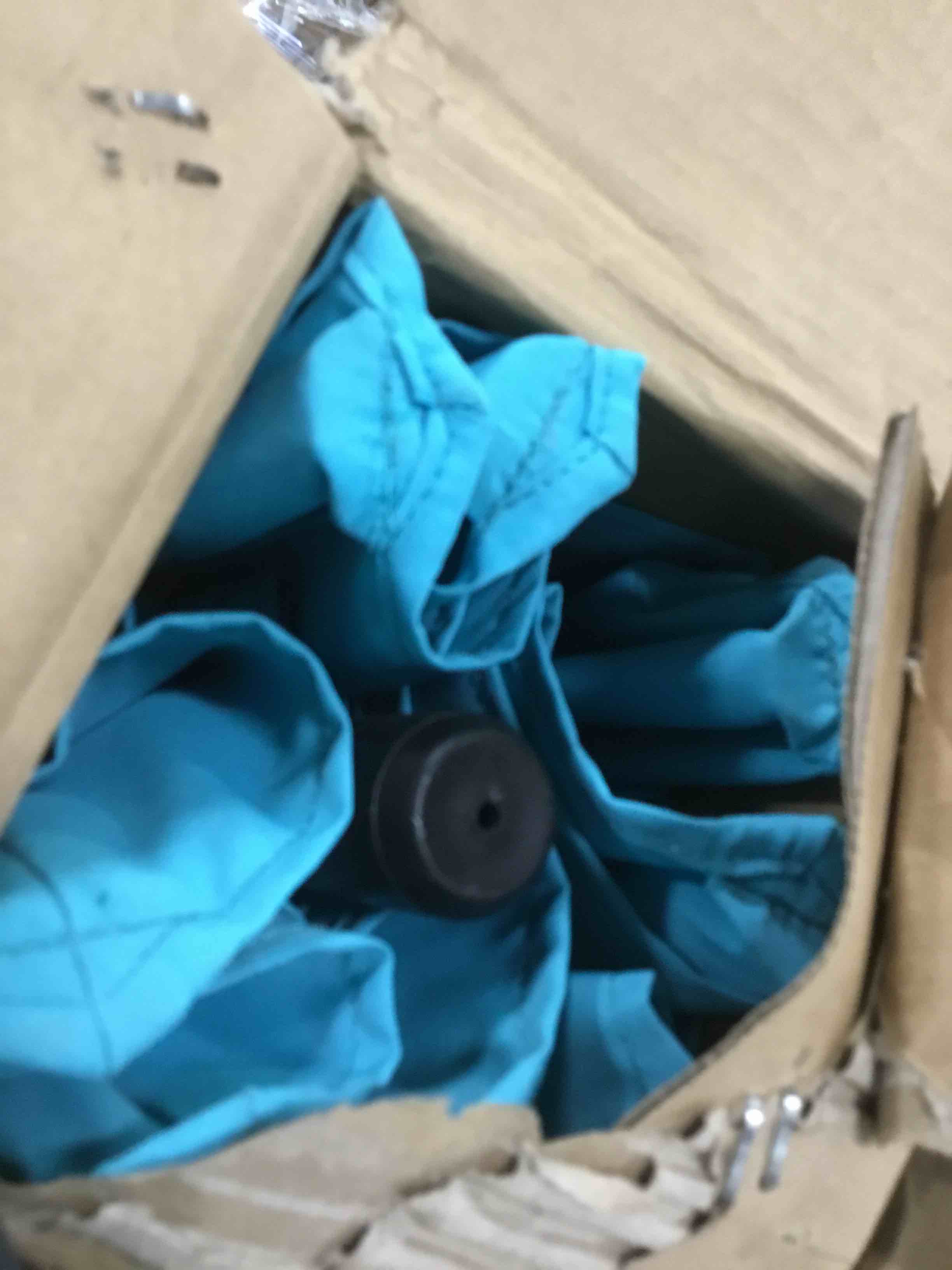 https://s3.amazonaws.com/lotting-images-prod/bidfta/BLU6406664_1720007951139.jpeg