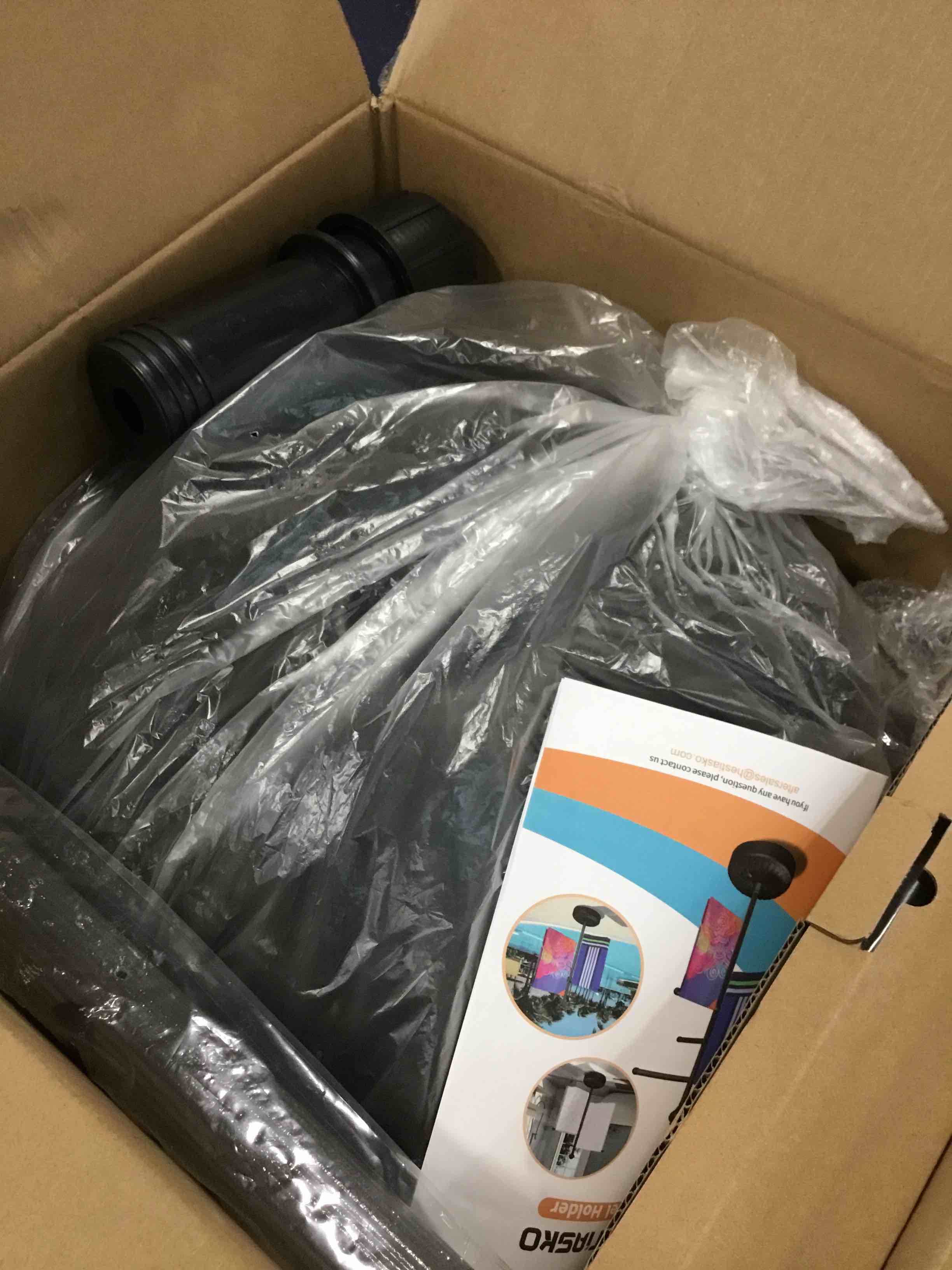 https://s3.amazonaws.com/lotting-images-prod/bidfta/BLU6406817_1720029581276.jpeg