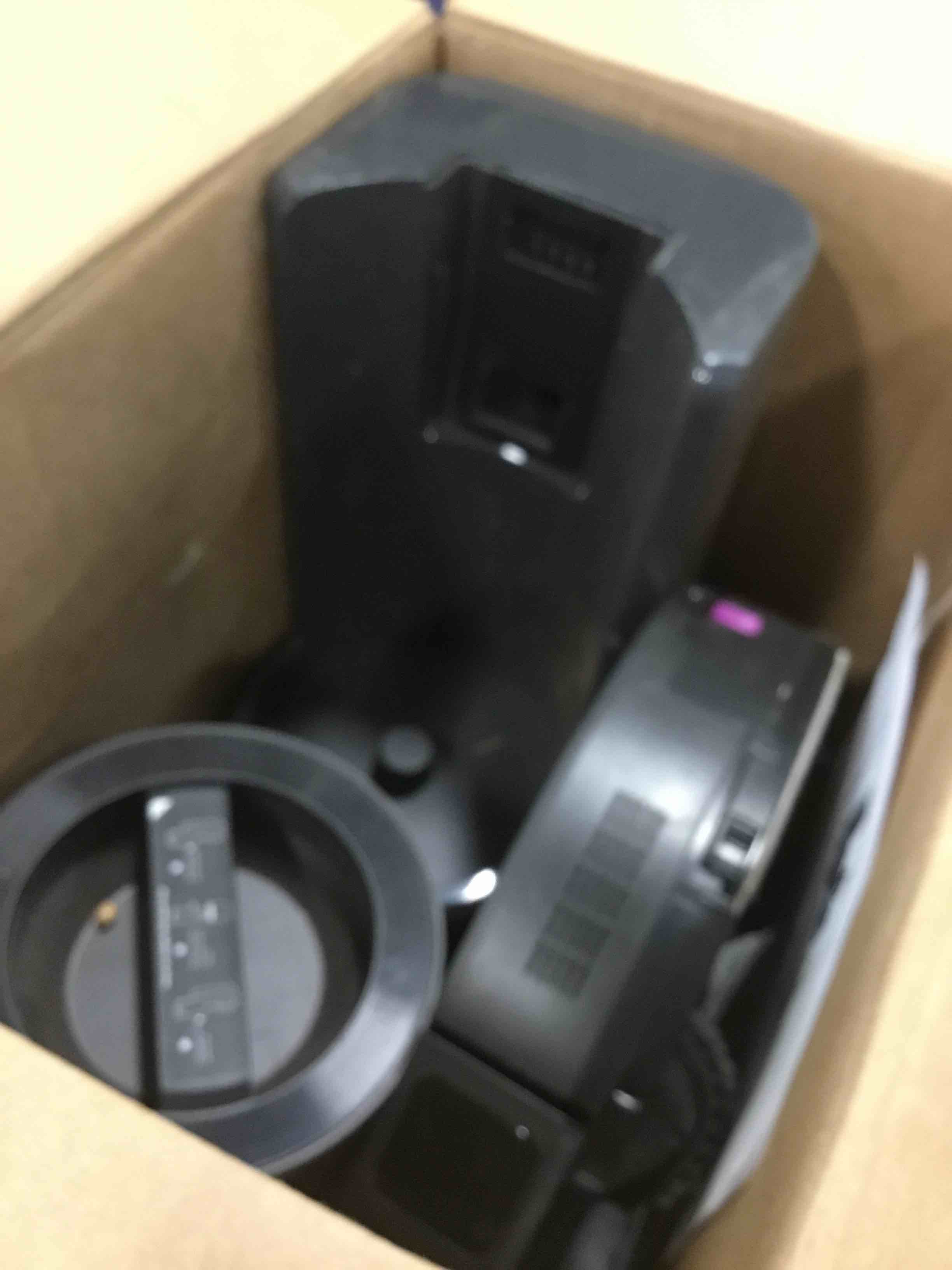 https://s3.amazonaws.com/lotting-images-prod/bidfta/BLU6406822_1720030025219.jpeg