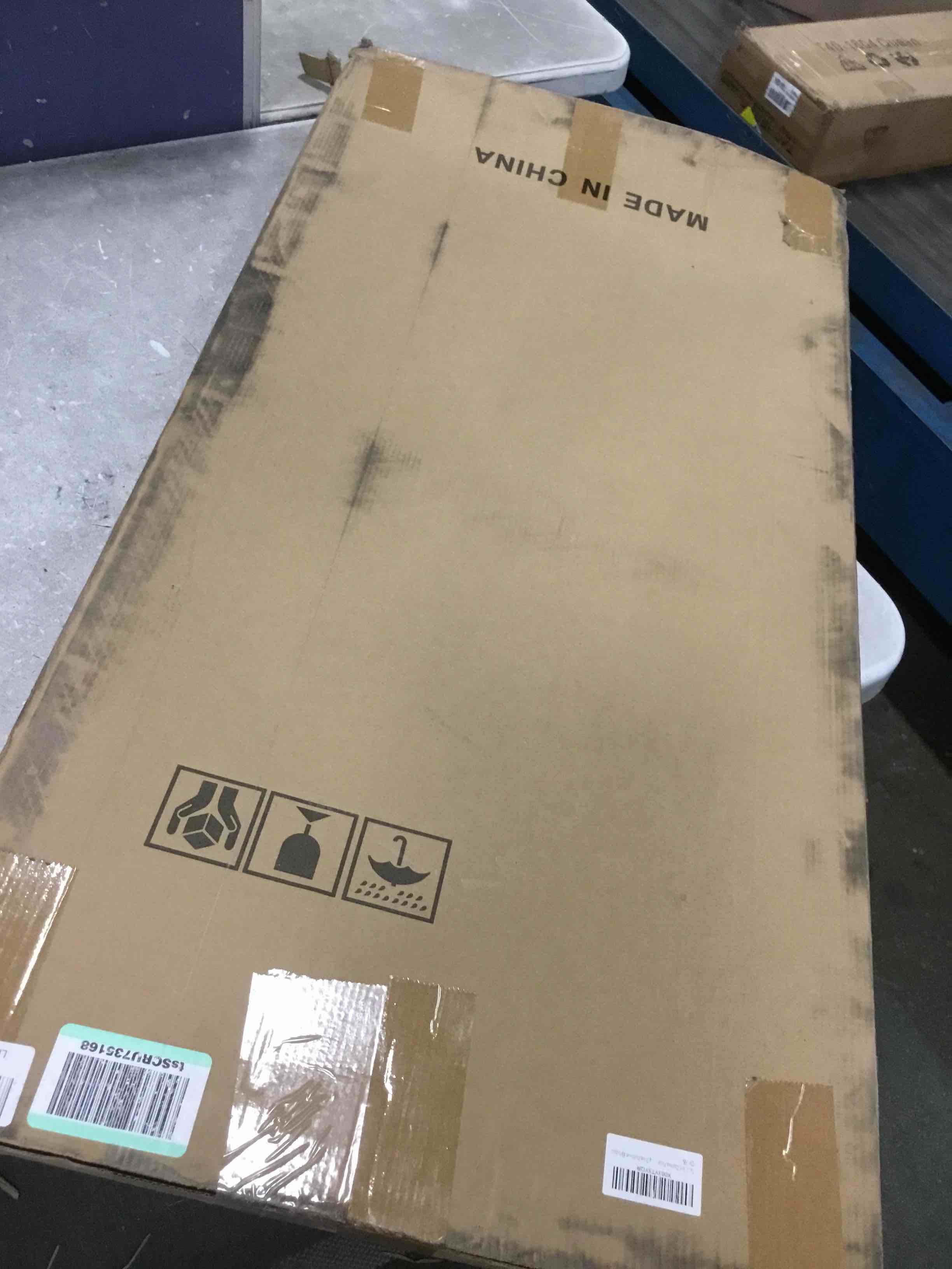 https://s3.amazonaws.com/lotting-images-prod/bidfta/BLU6406844_1720032508043.jpeg
