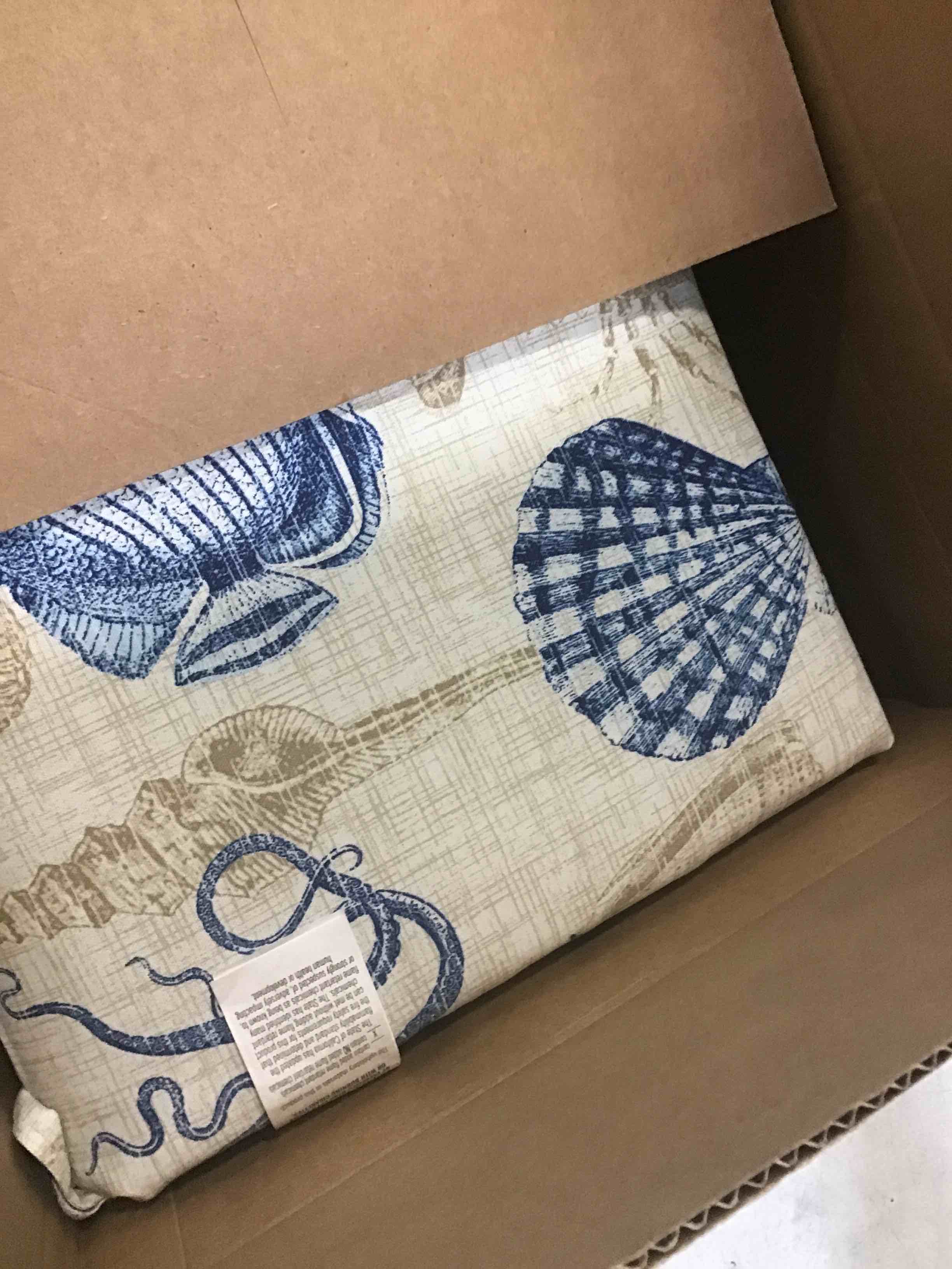 https://s3.amazonaws.com/lotting-images-prod/bidfta/BLU6408496_1719236577888.jpeg