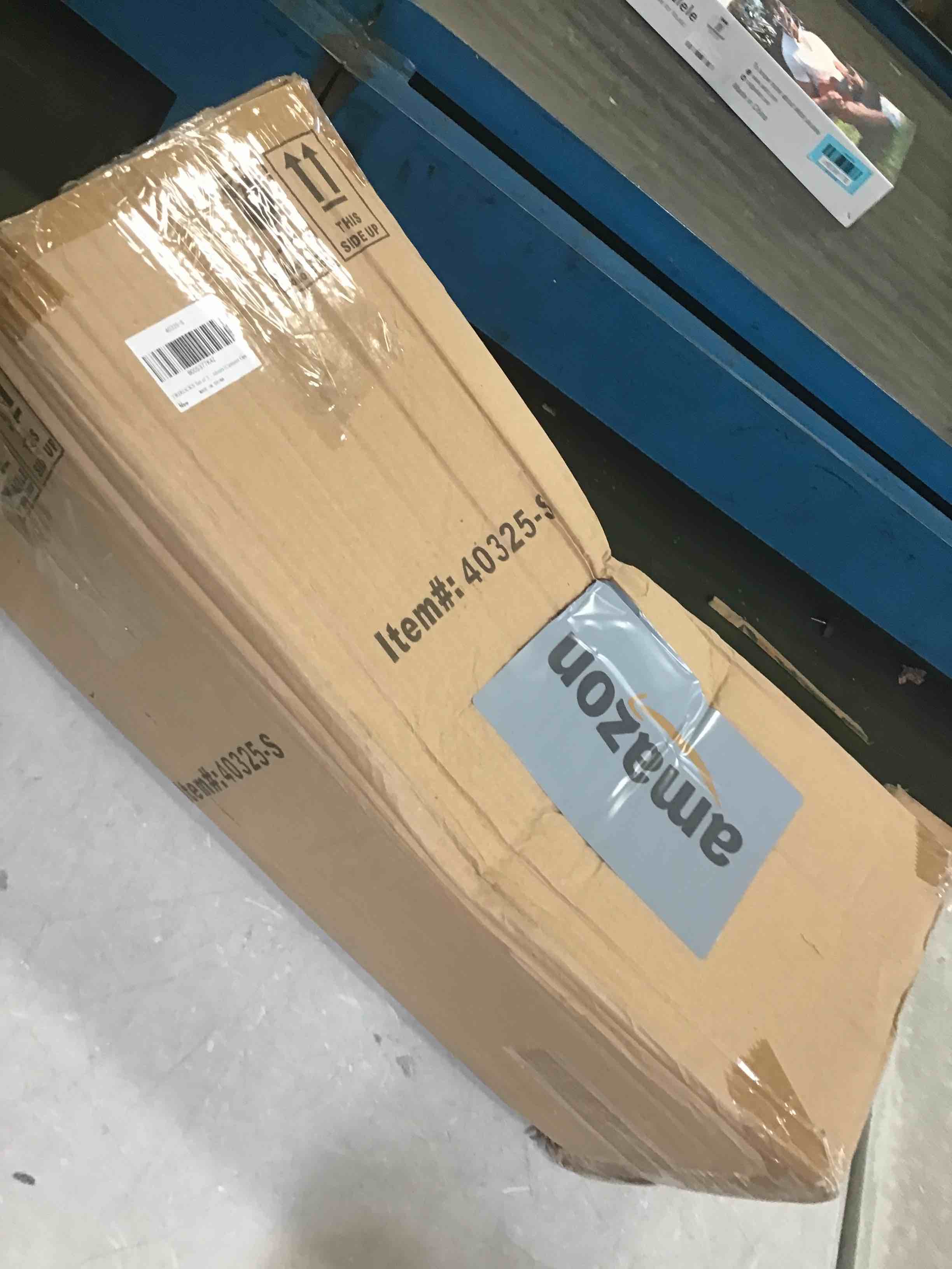 https://s3.amazonaws.com/lotting-images-prod/bidfta/BLU6408547_1719242097670.jpeg
