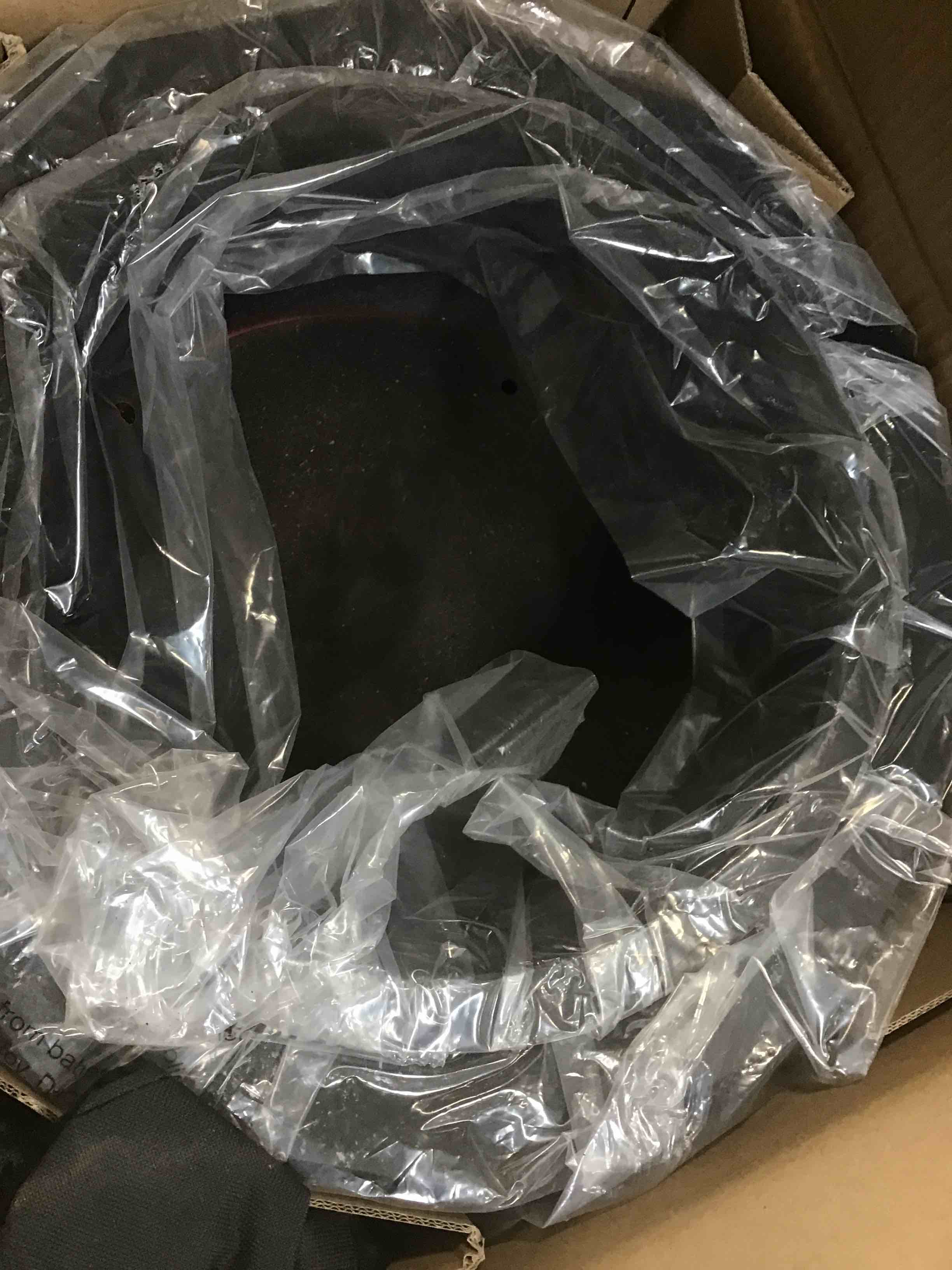 https://s3.amazonaws.com/lotting-images-prod/bidfta/BLU6408635_1719259061116.jpeg