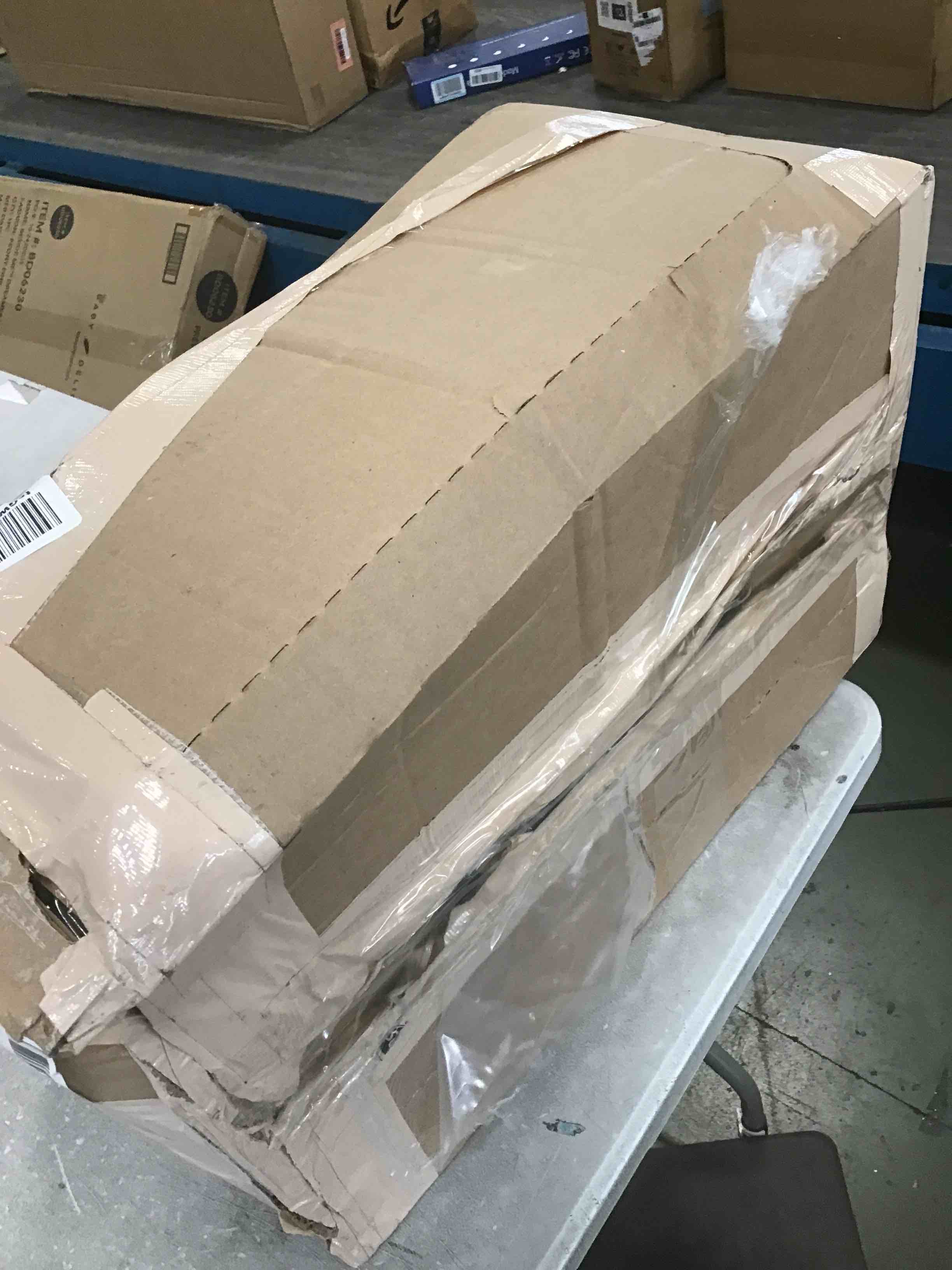 https://s3.amazonaws.com/lotting-images-prod/bidfta/BLU6408663_1719316485918.jpeg