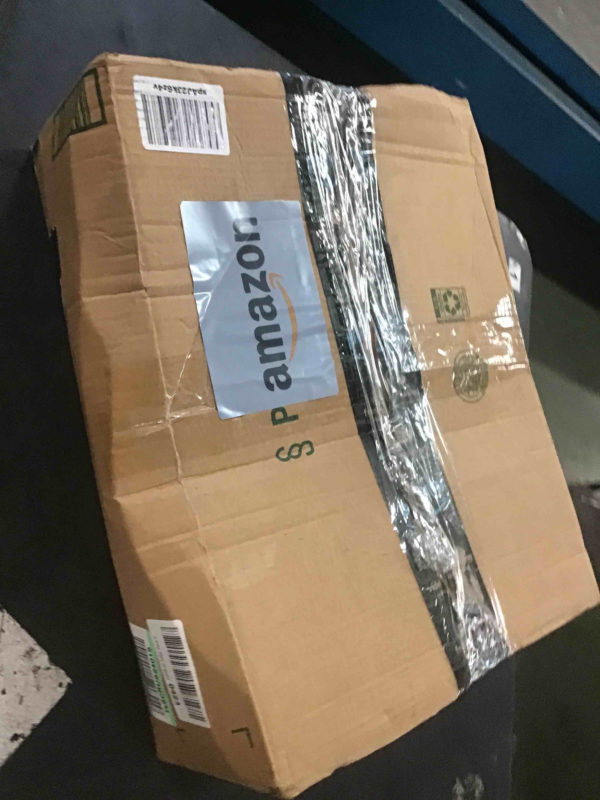 https://s3.amazonaws.com/lotting-images-prod/bidfta/BLU6409118_1719427561068.jpeg