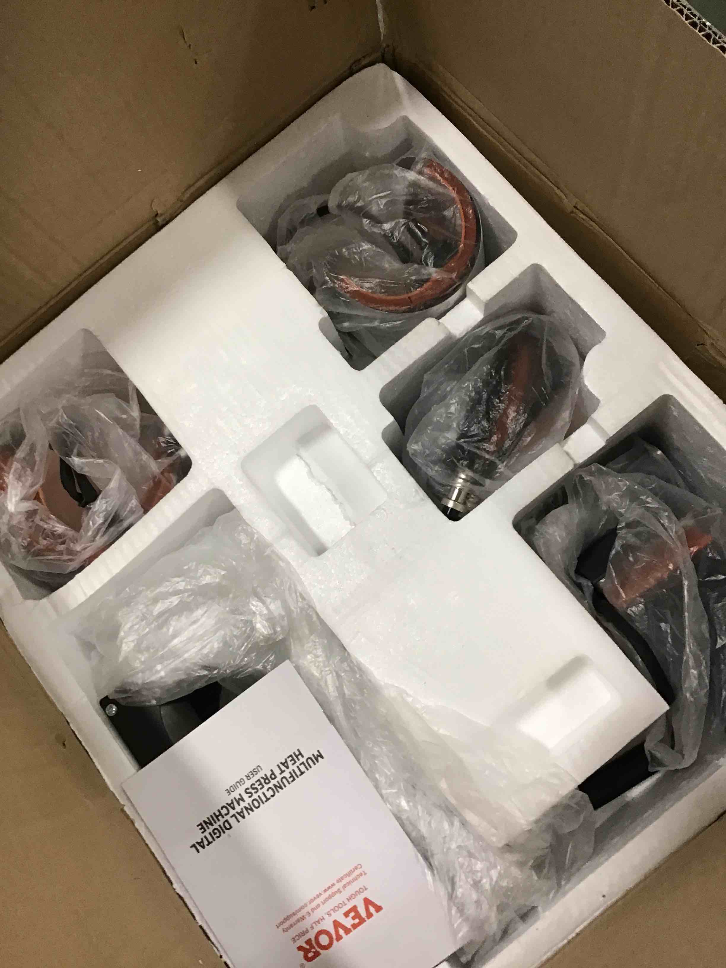 https://s3.amazonaws.com/lotting-images-prod/bidfta/BLU6409767_1719846980548.jpeg