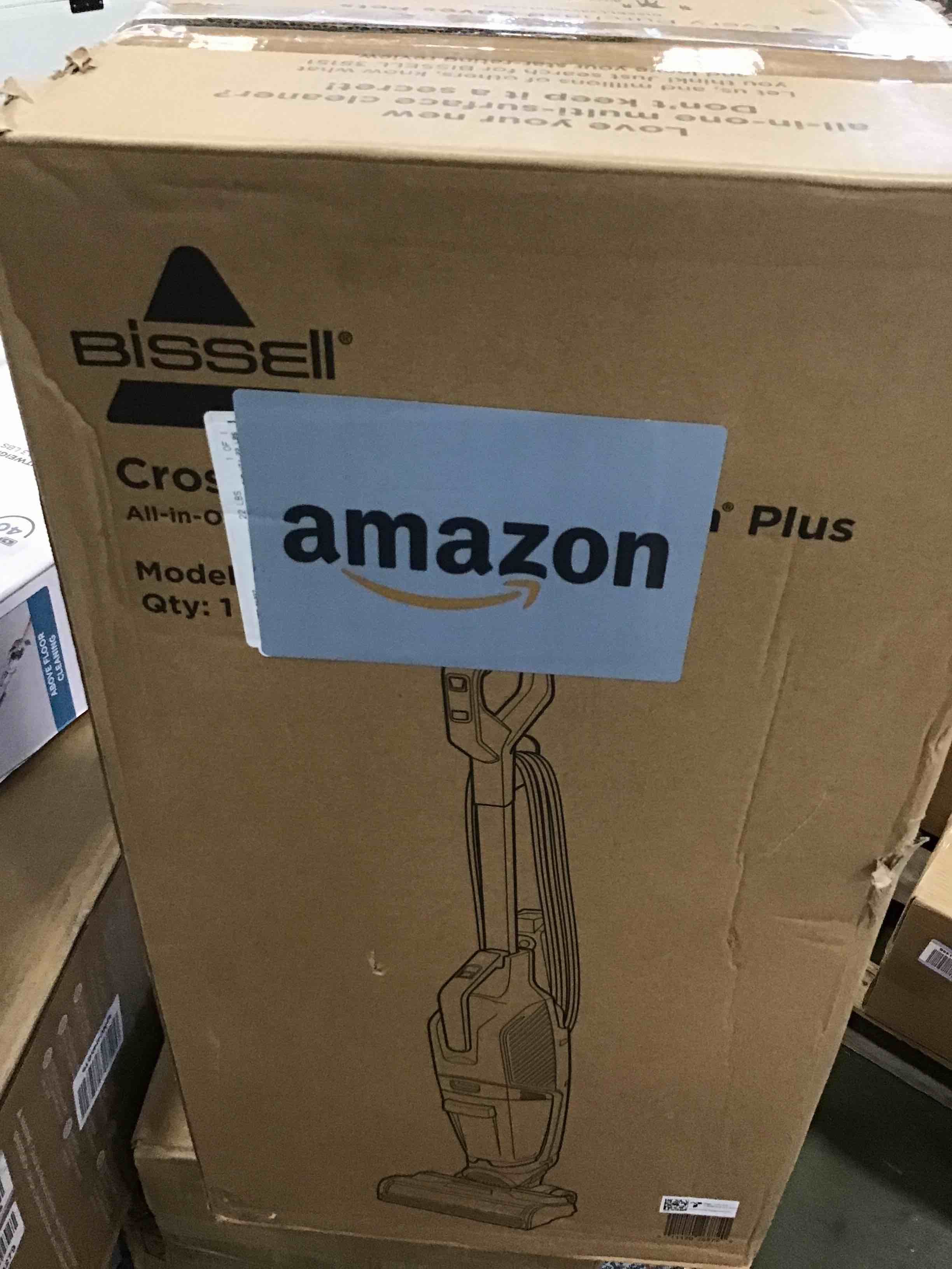 https://s3.amazonaws.com/lotting-images-prod/bidfta/BLU6409855_1719859094199.jpeg