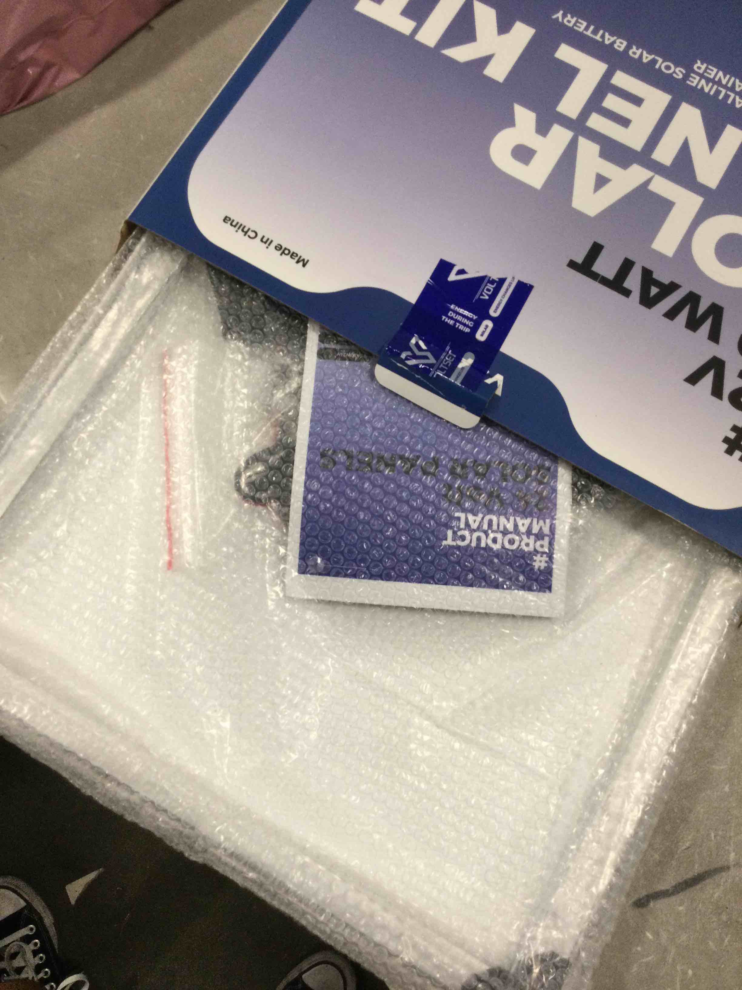 https://s3.amazonaws.com/lotting-images-prod/bidfta/BLU6410459_1719316749588.jpeg