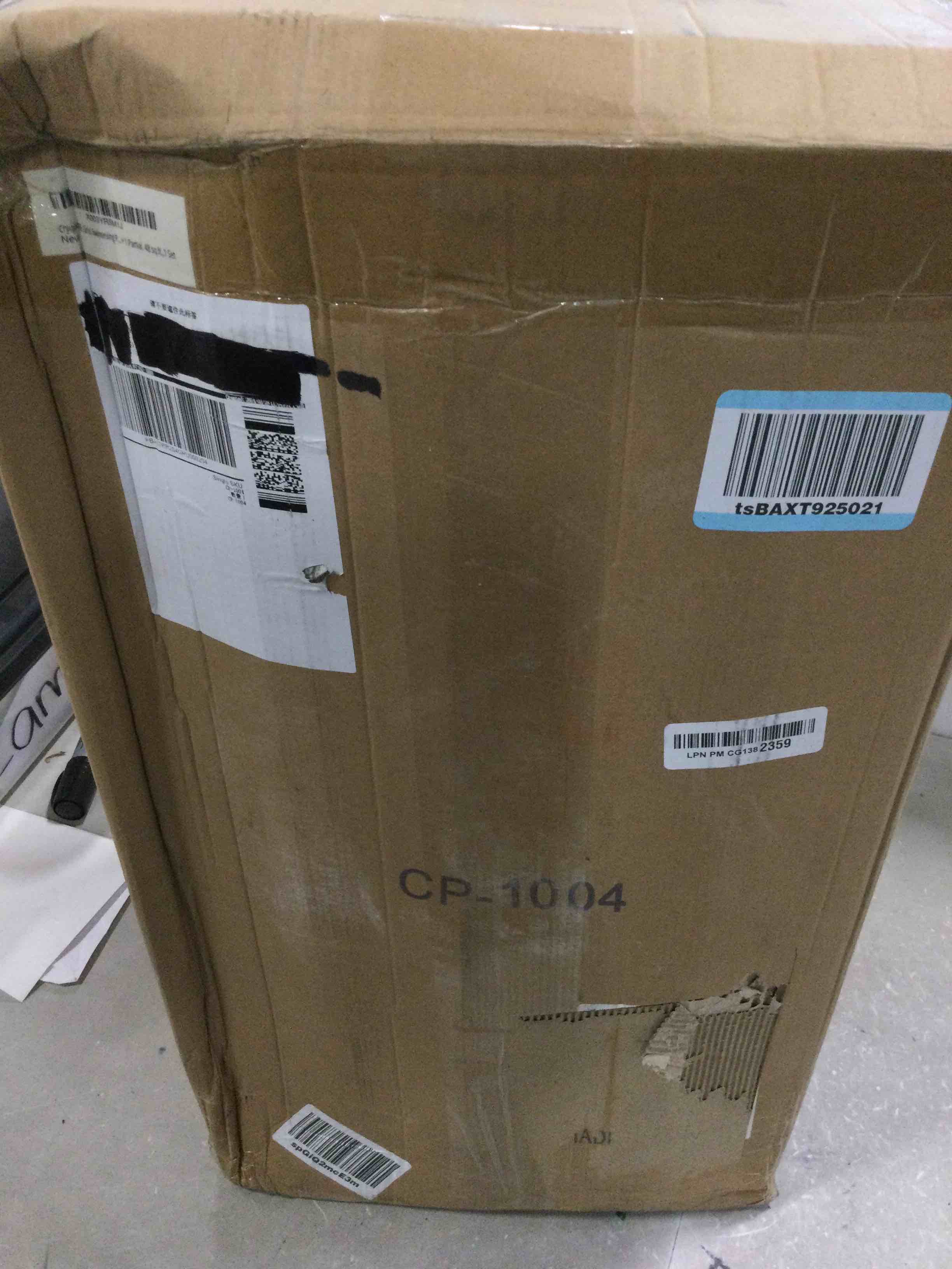 https://s3.amazonaws.com/lotting-images-prod/bidfta/BLU6410519_1719323509874.jpeg