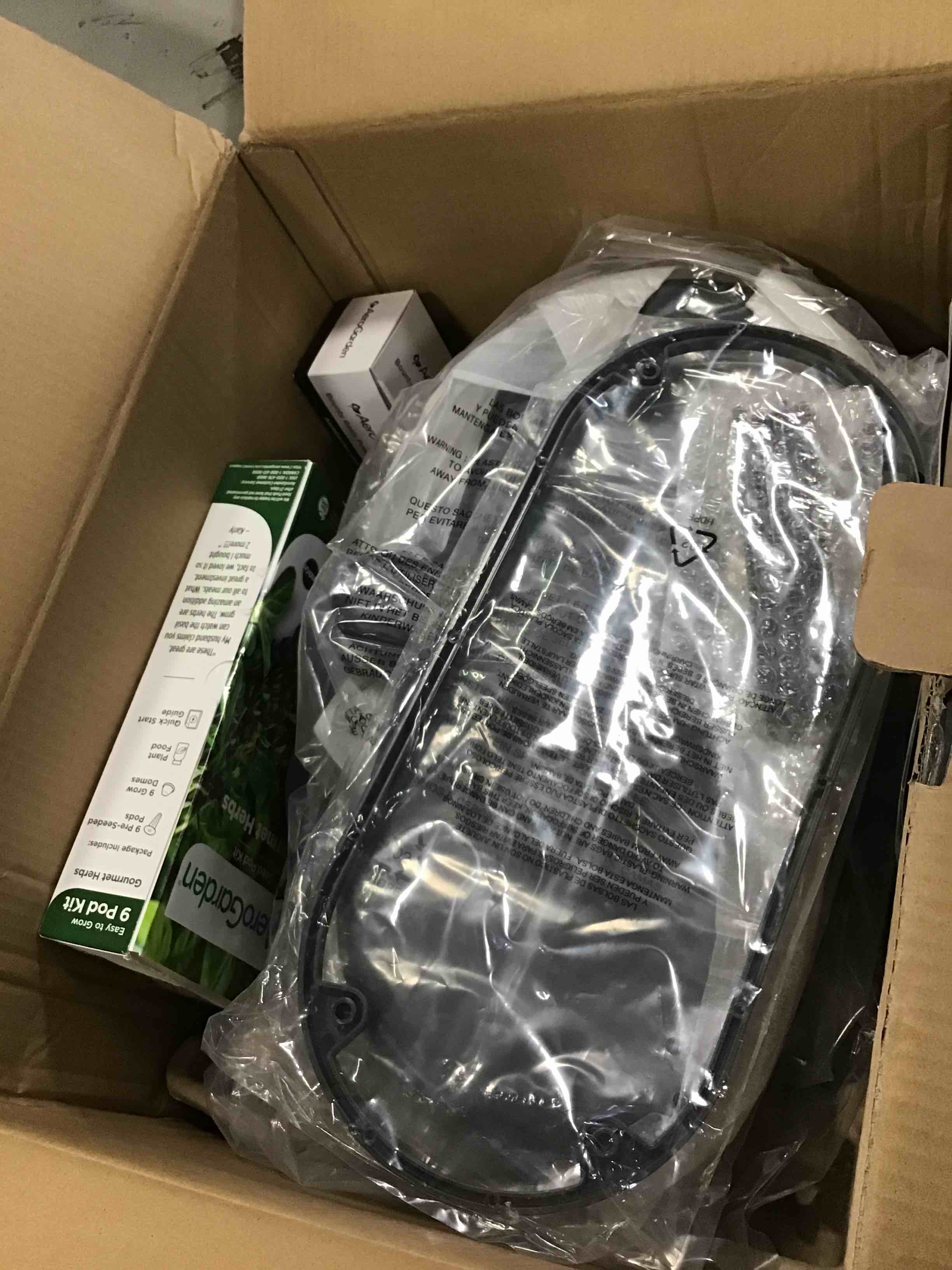 https://s3.amazonaws.com/lotting-images-prod/bidfta/BLU6410669_1719346531475.jpeg
