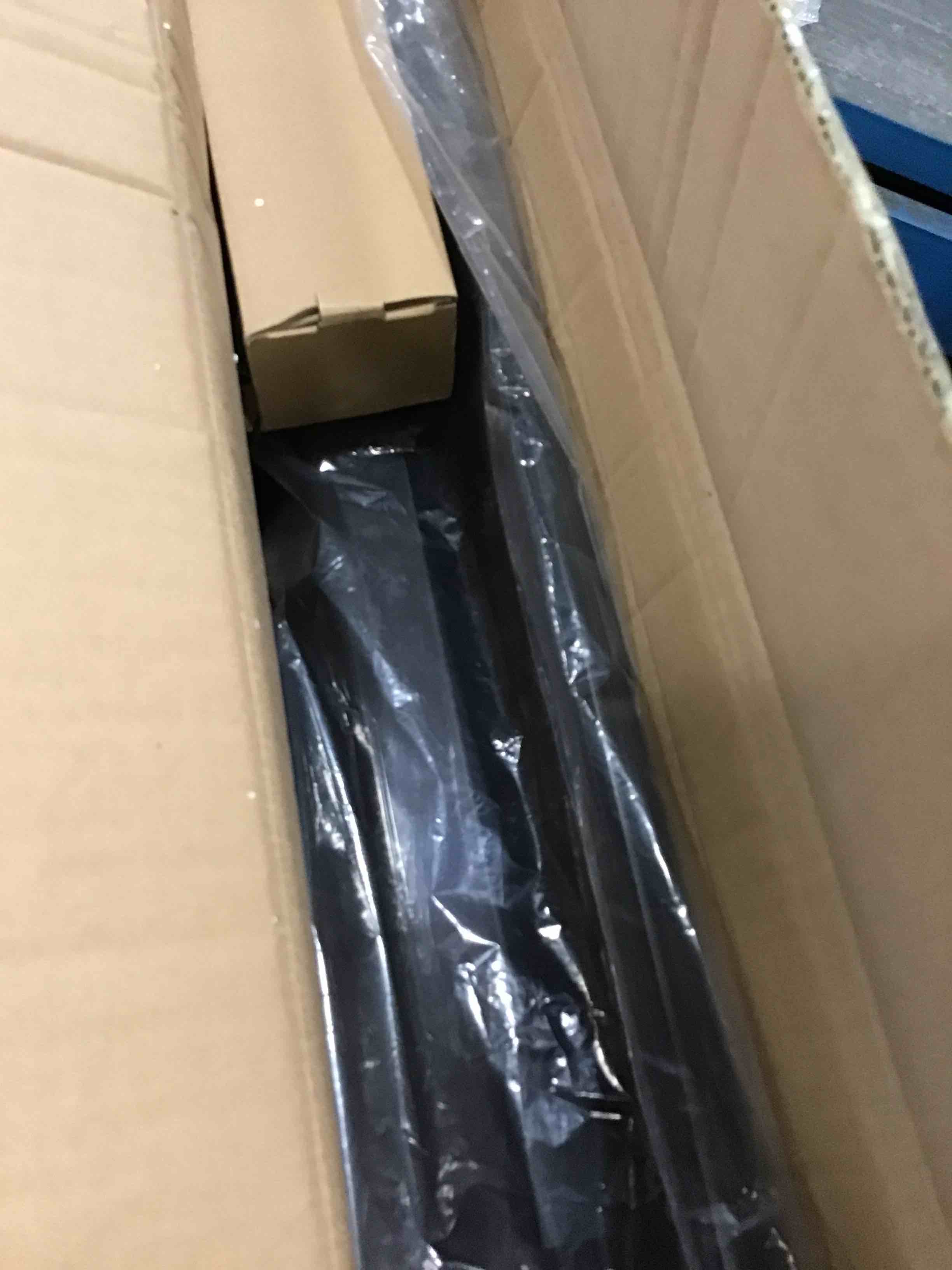 https://s3.amazonaws.com/lotting-images-prod/bidfta/BLU6410865_1719415994731.jpeg